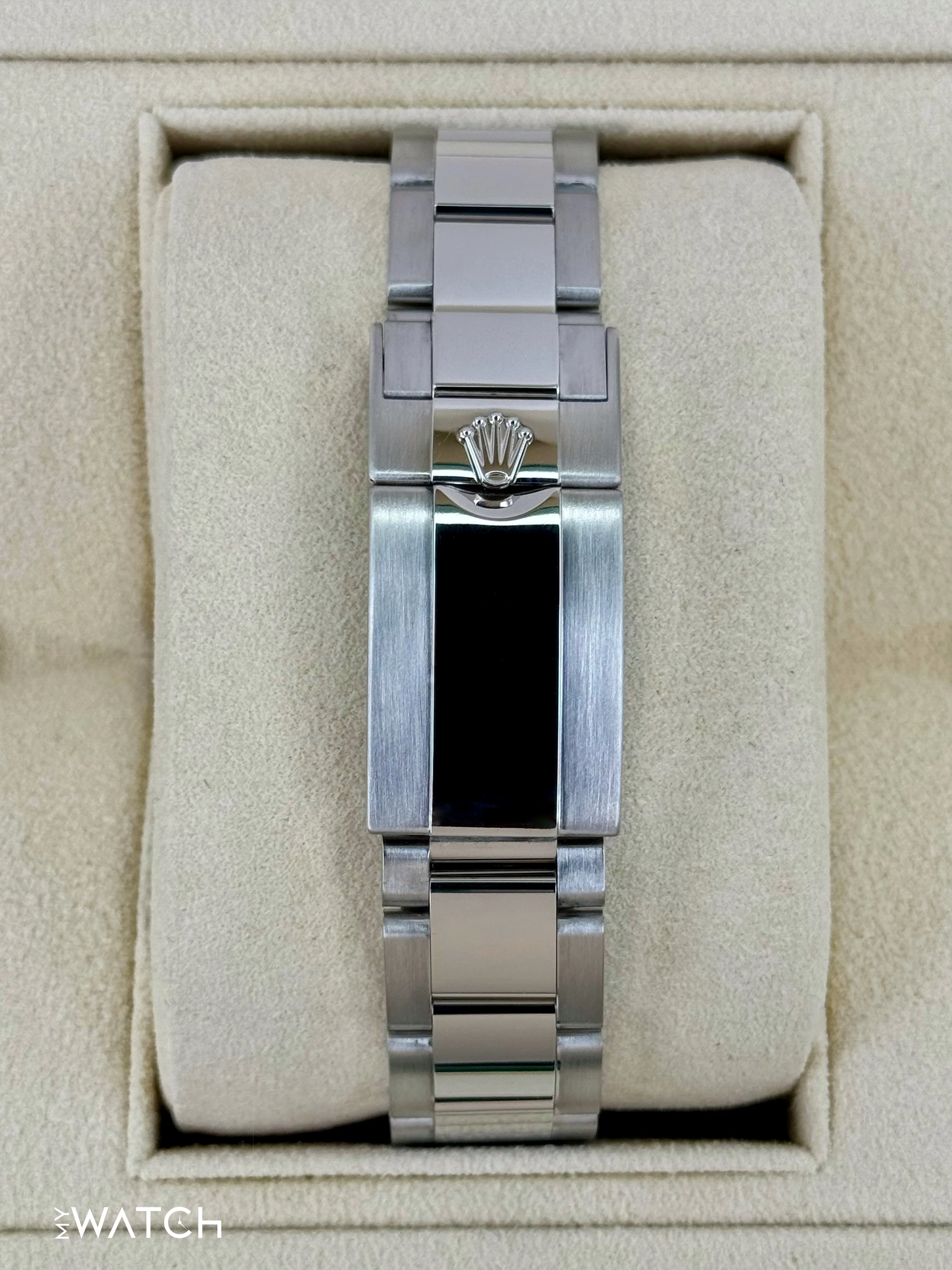 2022 Rolex Daytona 40mm 116506 Platinum Ice Blue Diamond Baguette Dial - Image 2