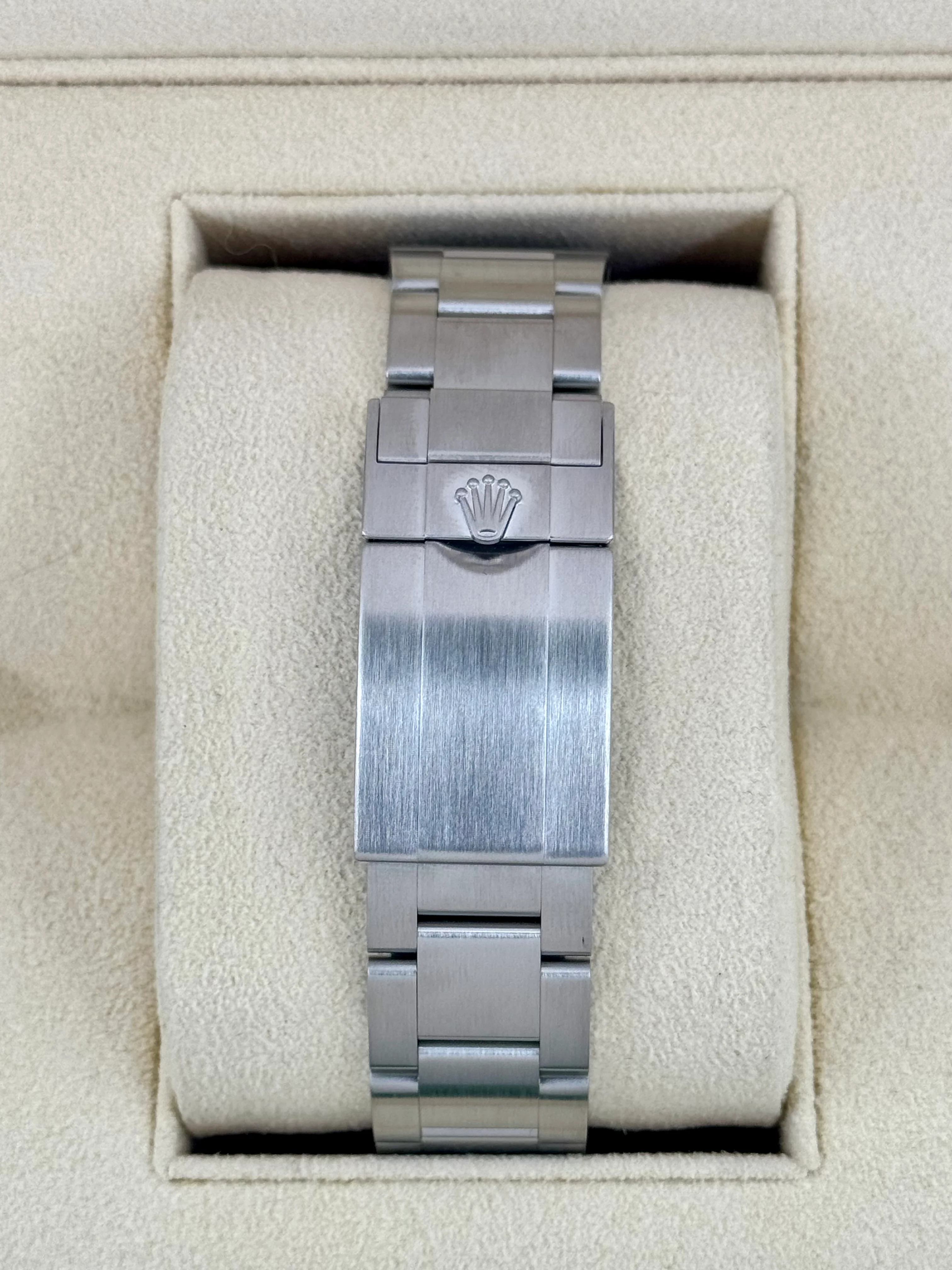 2022 Rolex Explorer II 42mm 226570 Polar White Dial - Image 2