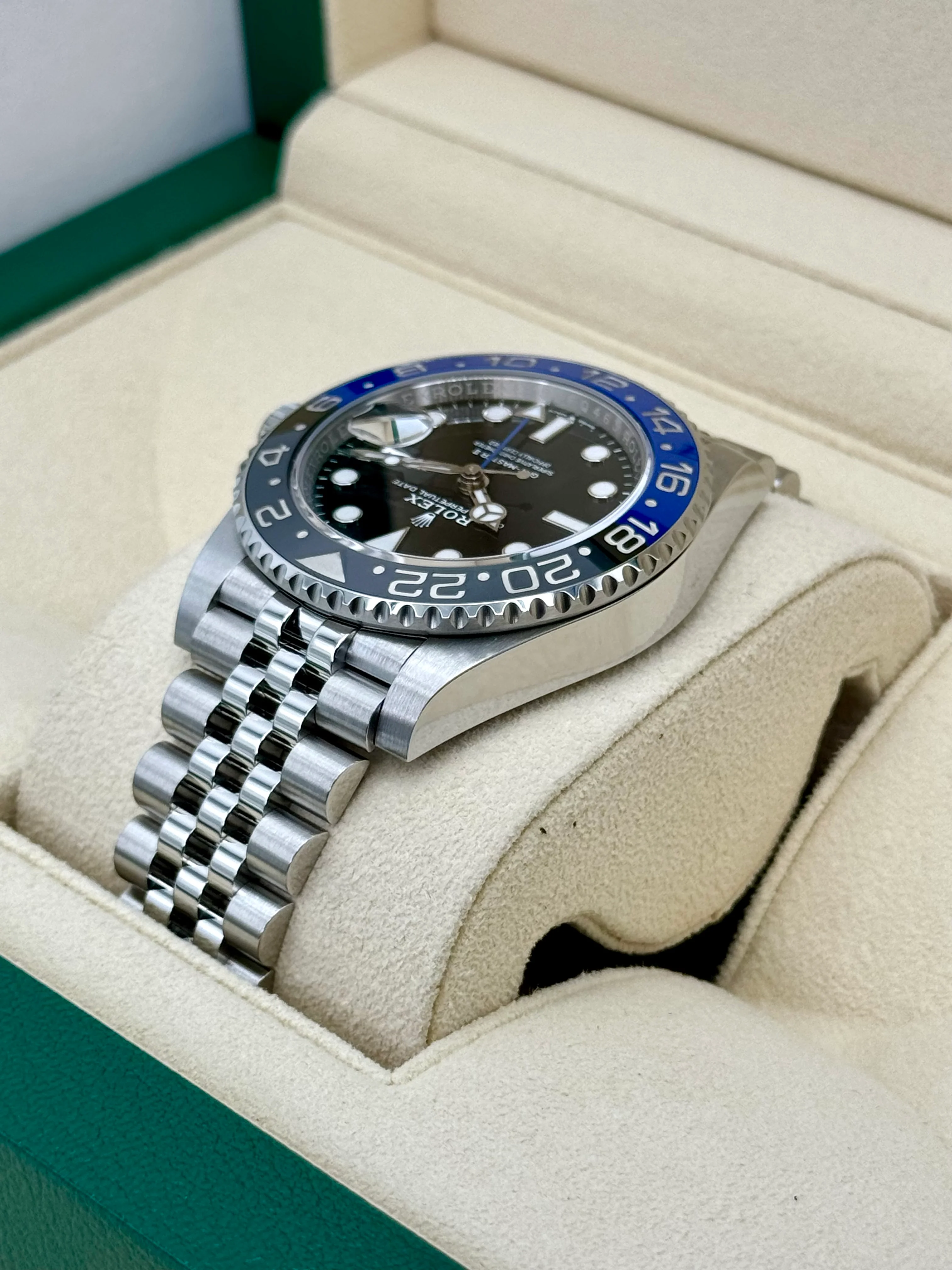 2022 Rolex GMT-Master II "Batgirl" 40mm 126710BLNR Jubilee Black Dial - Image 7