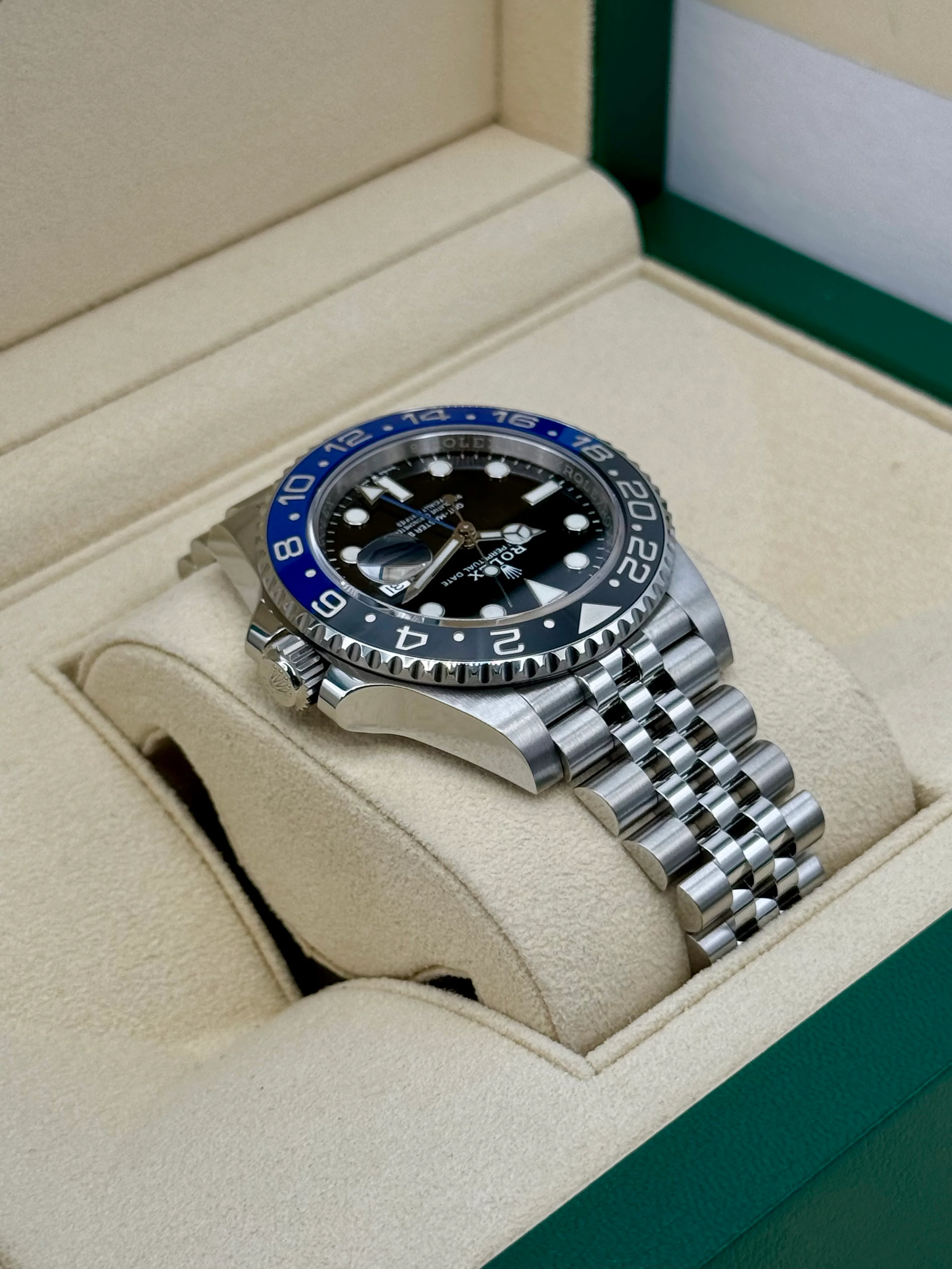 2022 Rolex GMT-Master II "Batgirl" 40mm 126710BLNR Jubilee Black Dial - Image 8
