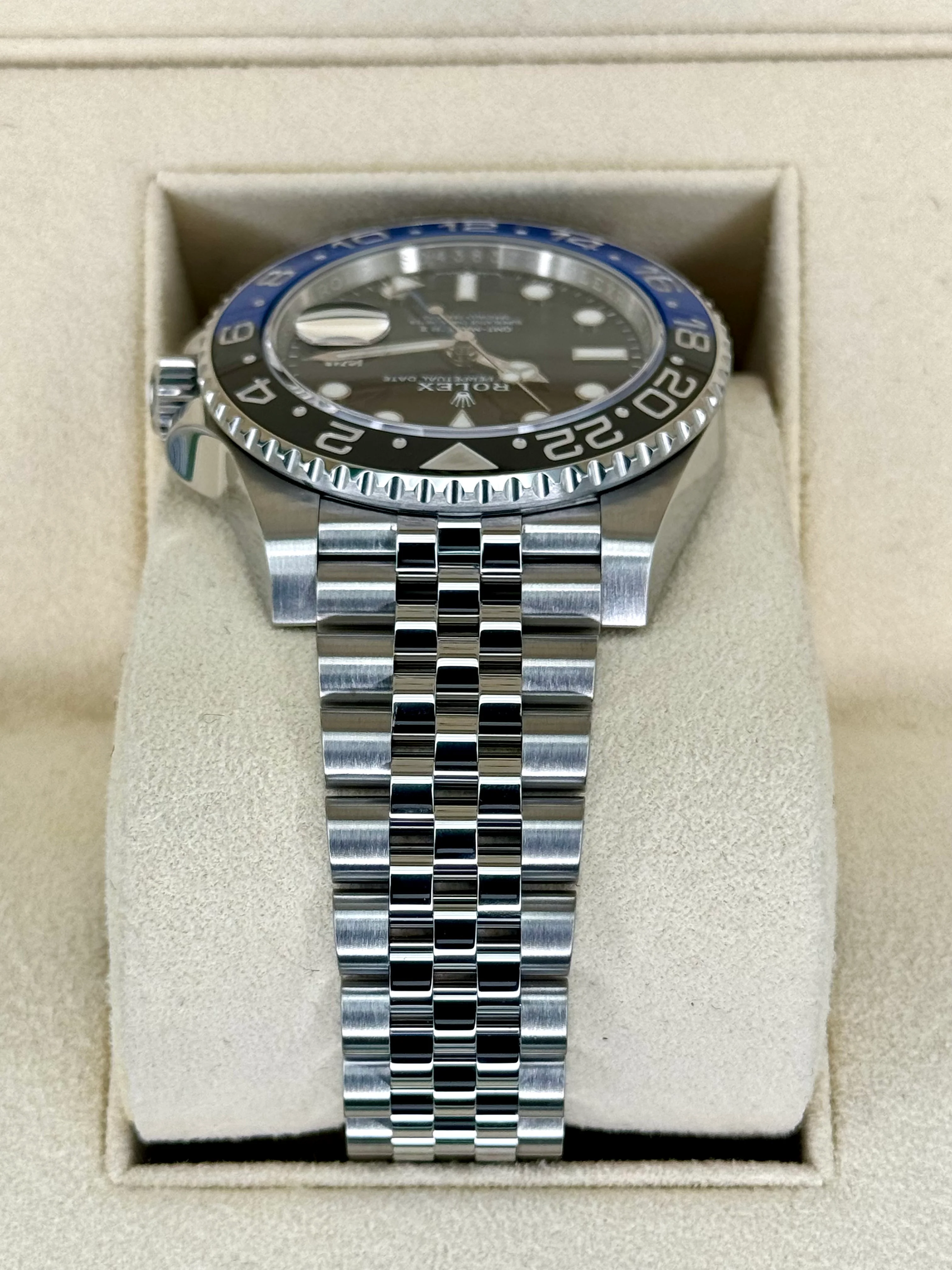 2022 Rolex GMT-Master II "Batgirl" 40mm 126710BLNR Jubilee Black Dial - Image 4