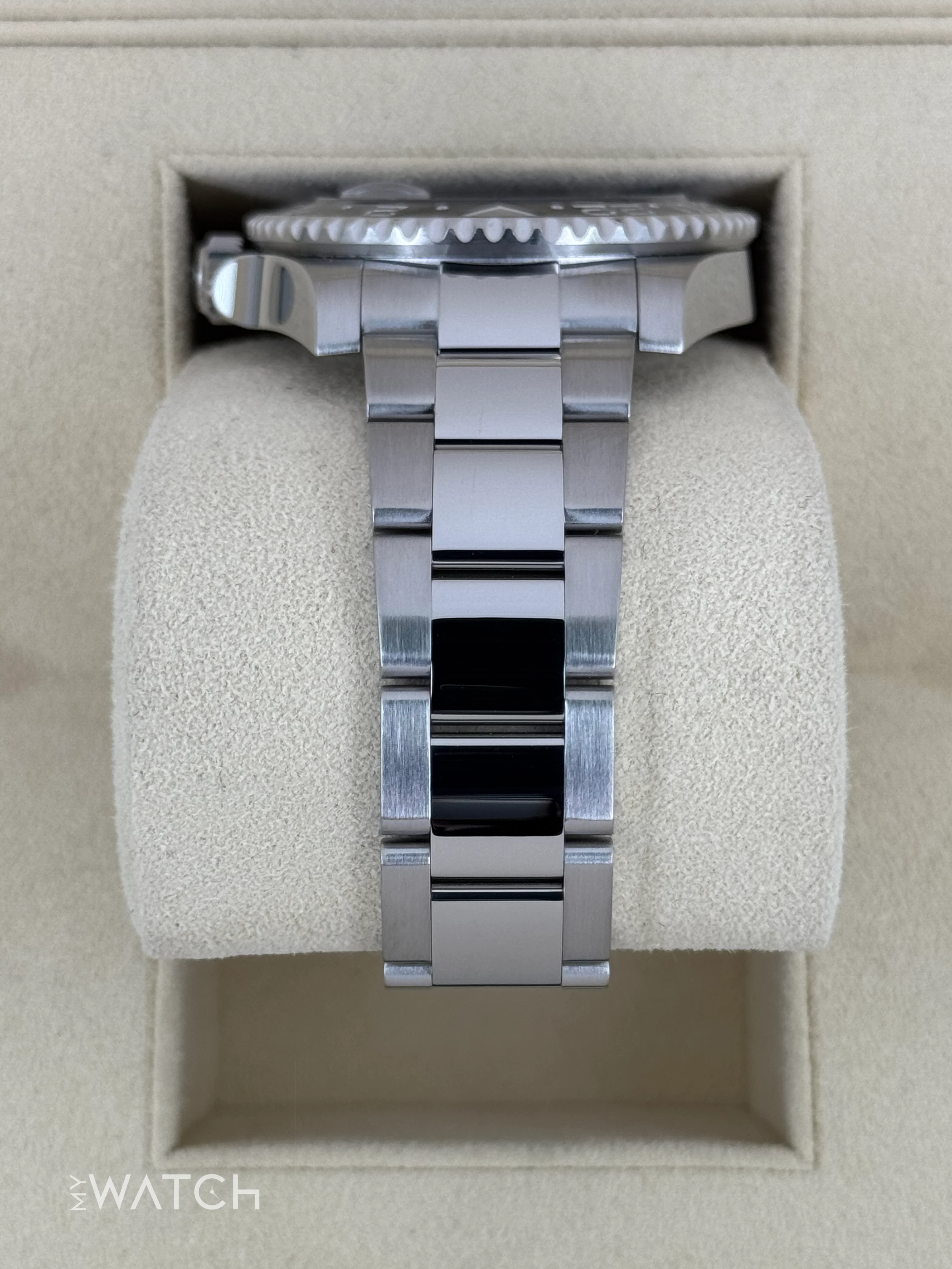 2022 Rolex GMT-Master II "Batman" 40mm 126710BLNR Oyster - Image 4