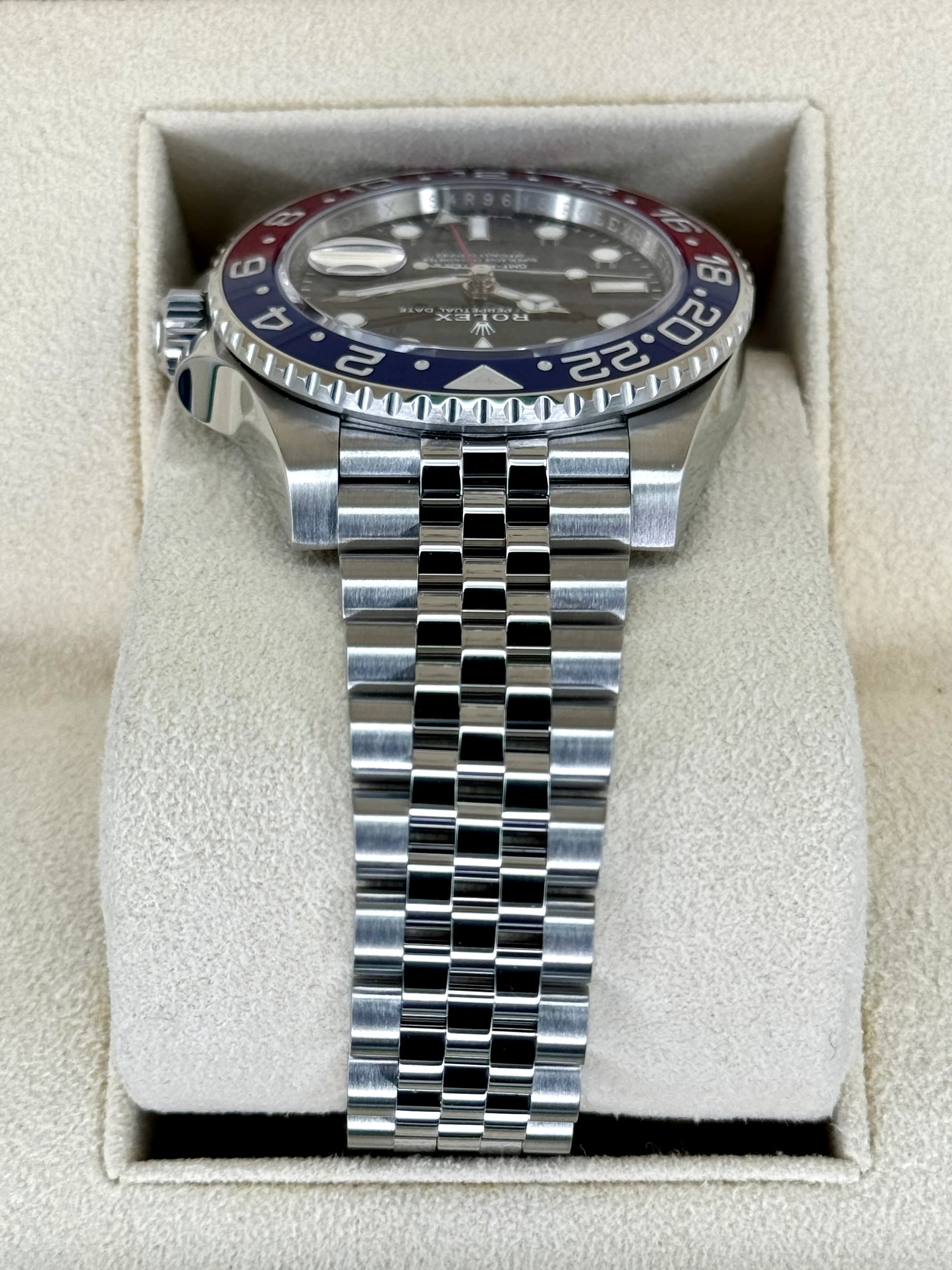 2022 Rolex GMT-Master II "Pepsi" 40mm 126710BLRO Jubilee - Image 4