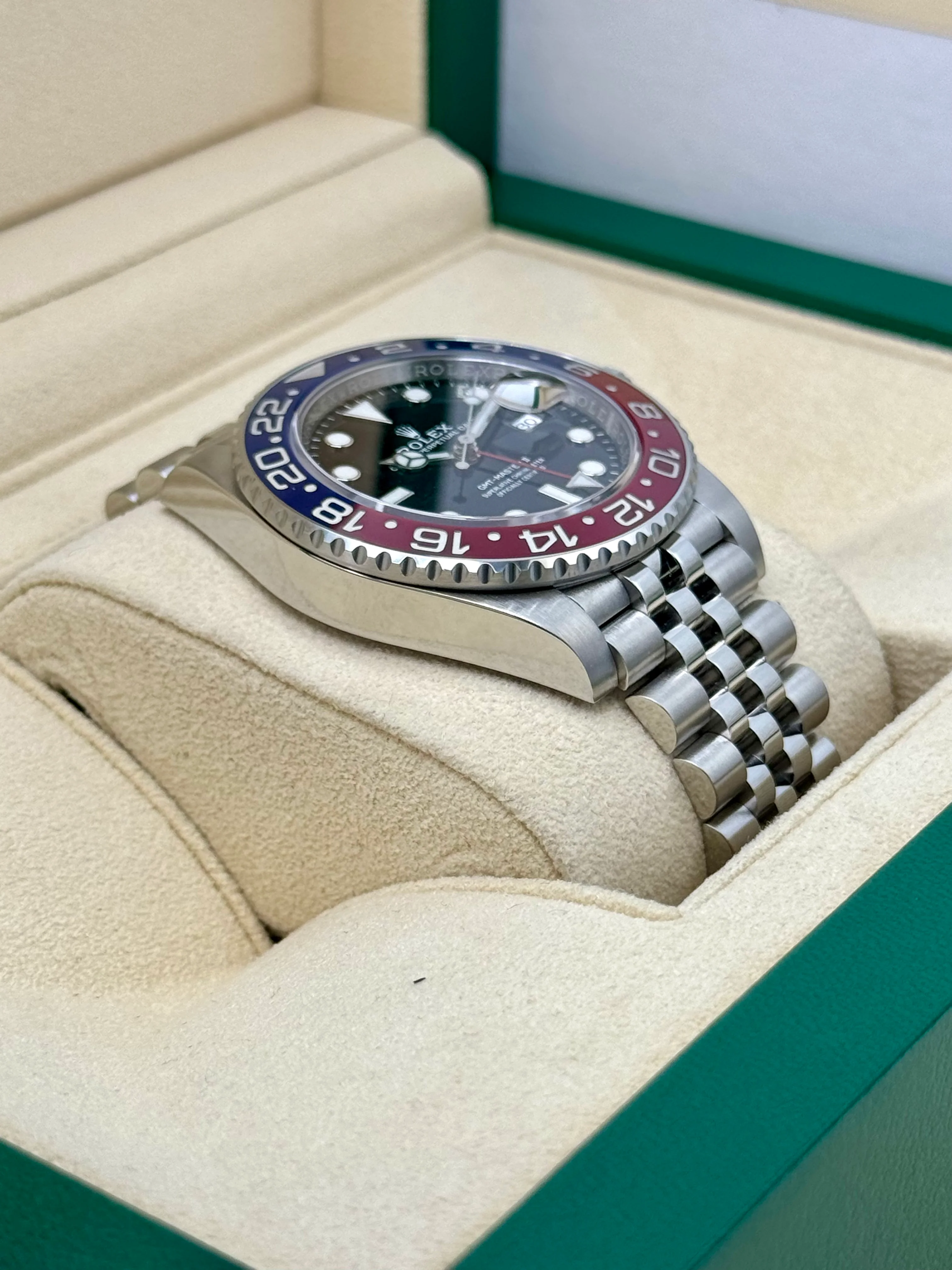 2022 Rolex GMT-Master II "Pepsi" 40mm 126710BLRO Jubilee - Image 6