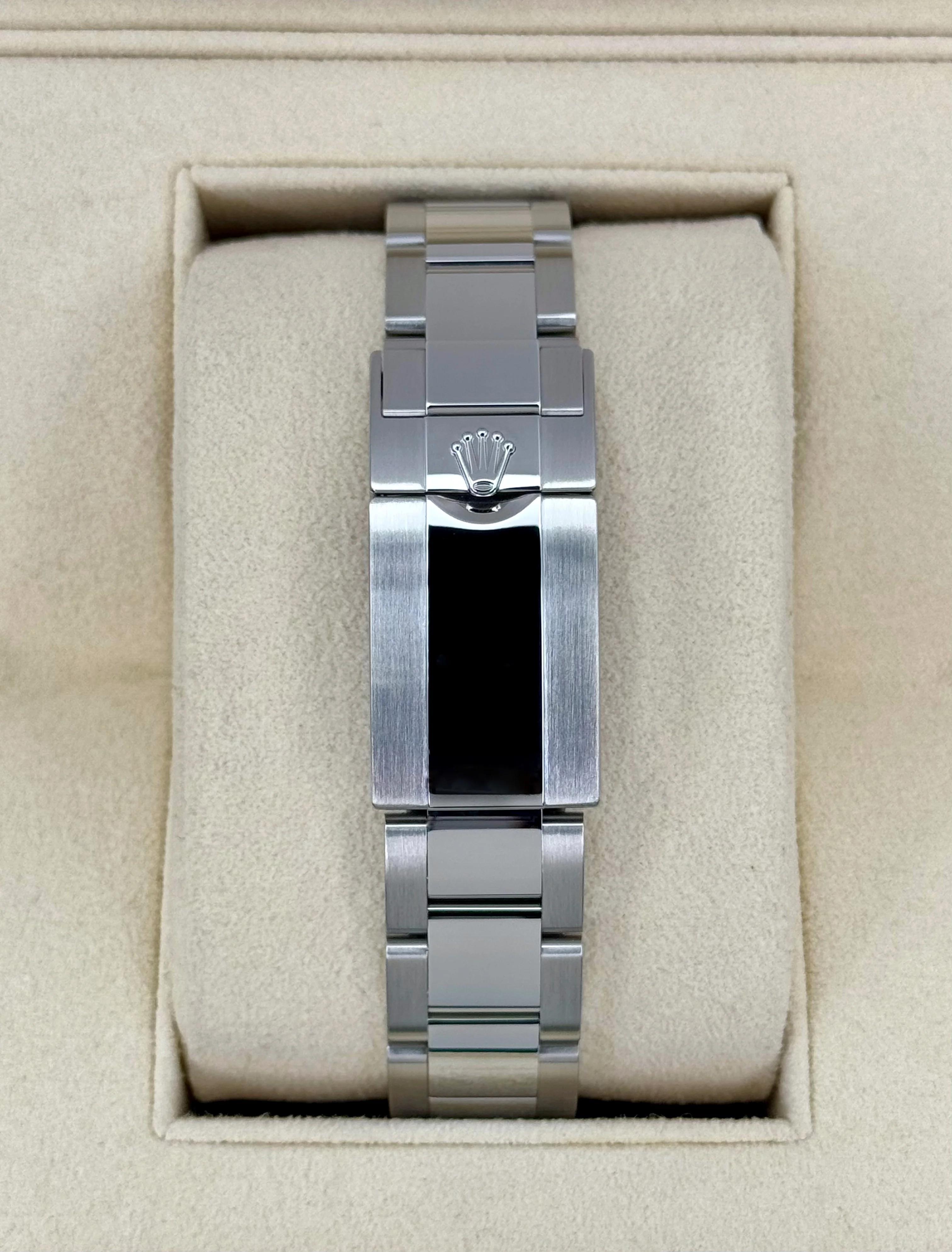 2022 Rolex GMT-Master II "Pepsi" 40mm 126710BLRO Oyster - Image 2