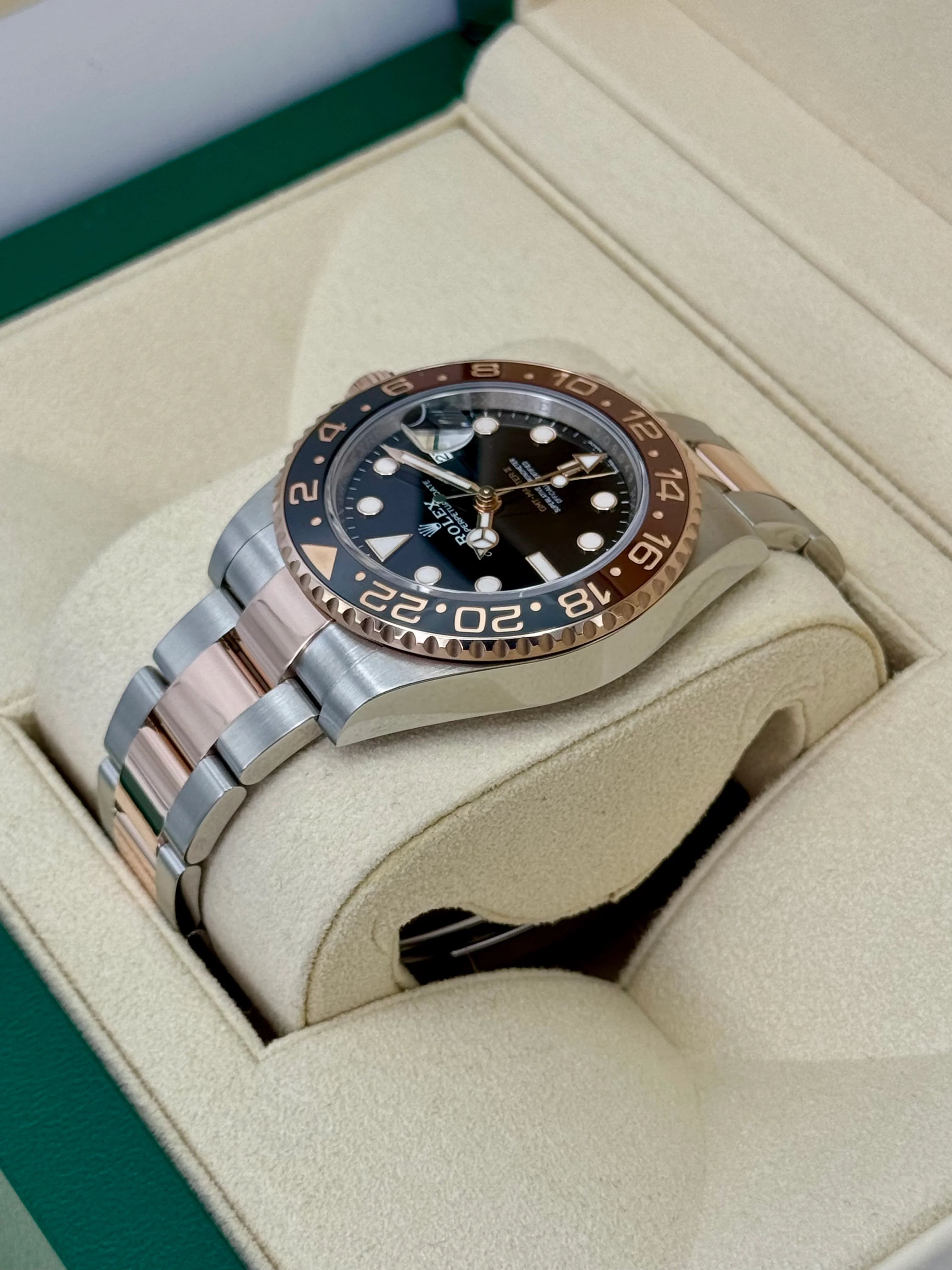 2022 Rolex GMT-Master II "Rootbeer" 40mm 126711CHNR Two-Tone - Image 7