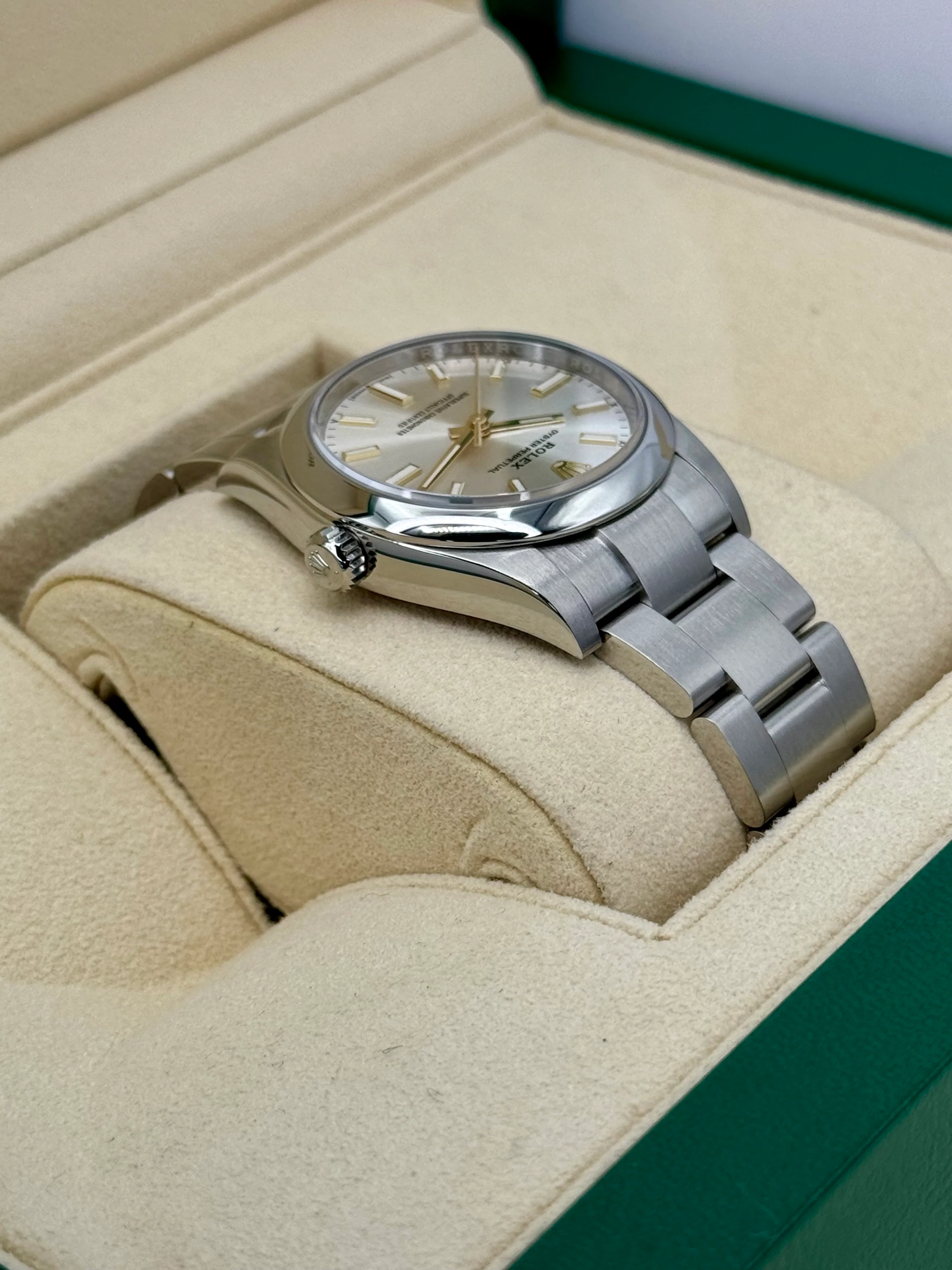 2022 Rolex Oyster Perpetual 34mm Stainless Steel Silver Dial - Image 8