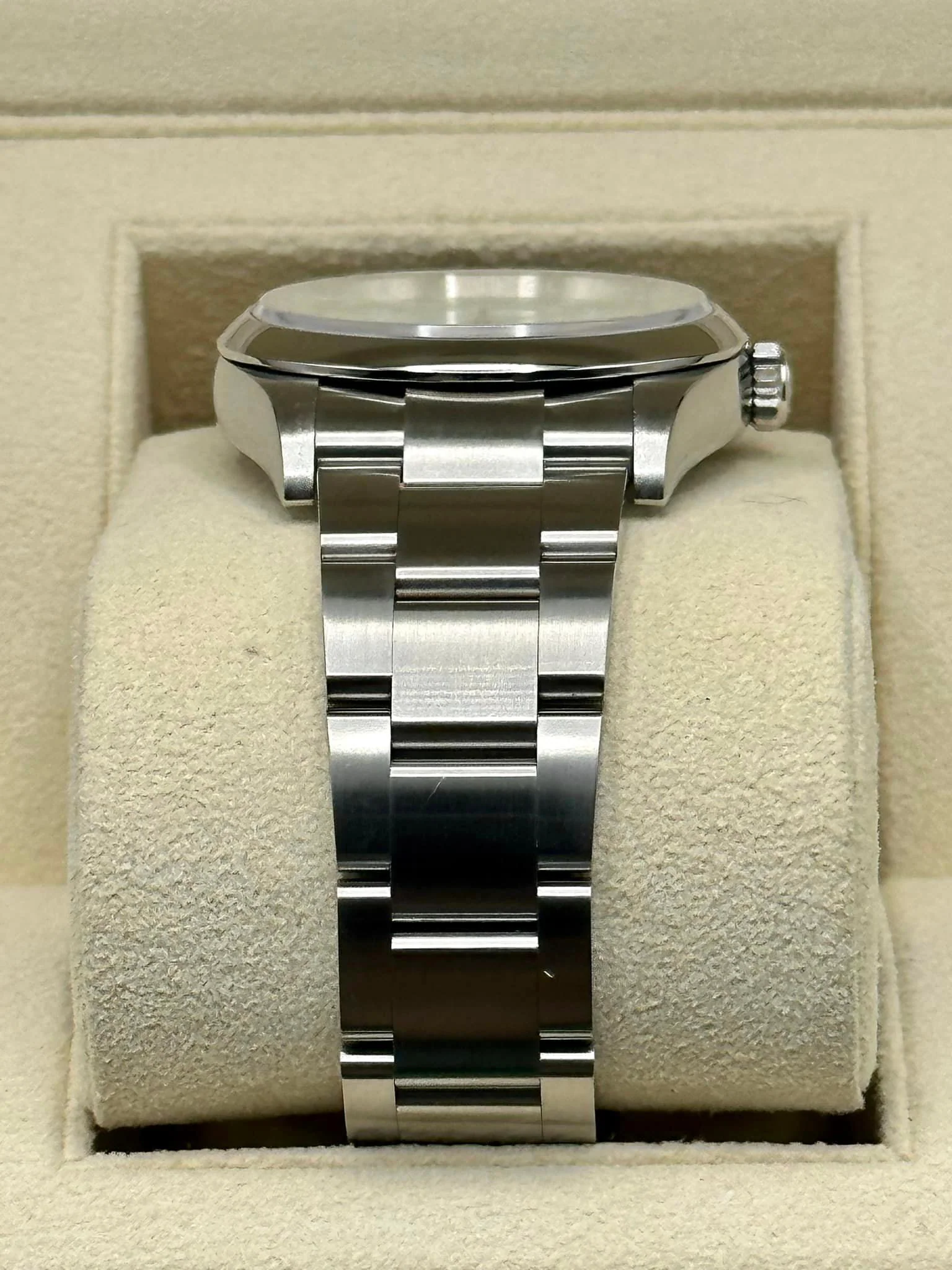 2022 Rolex Oyster Perpetual 36mm 126000 Tiffany Blue Dial - Image 3