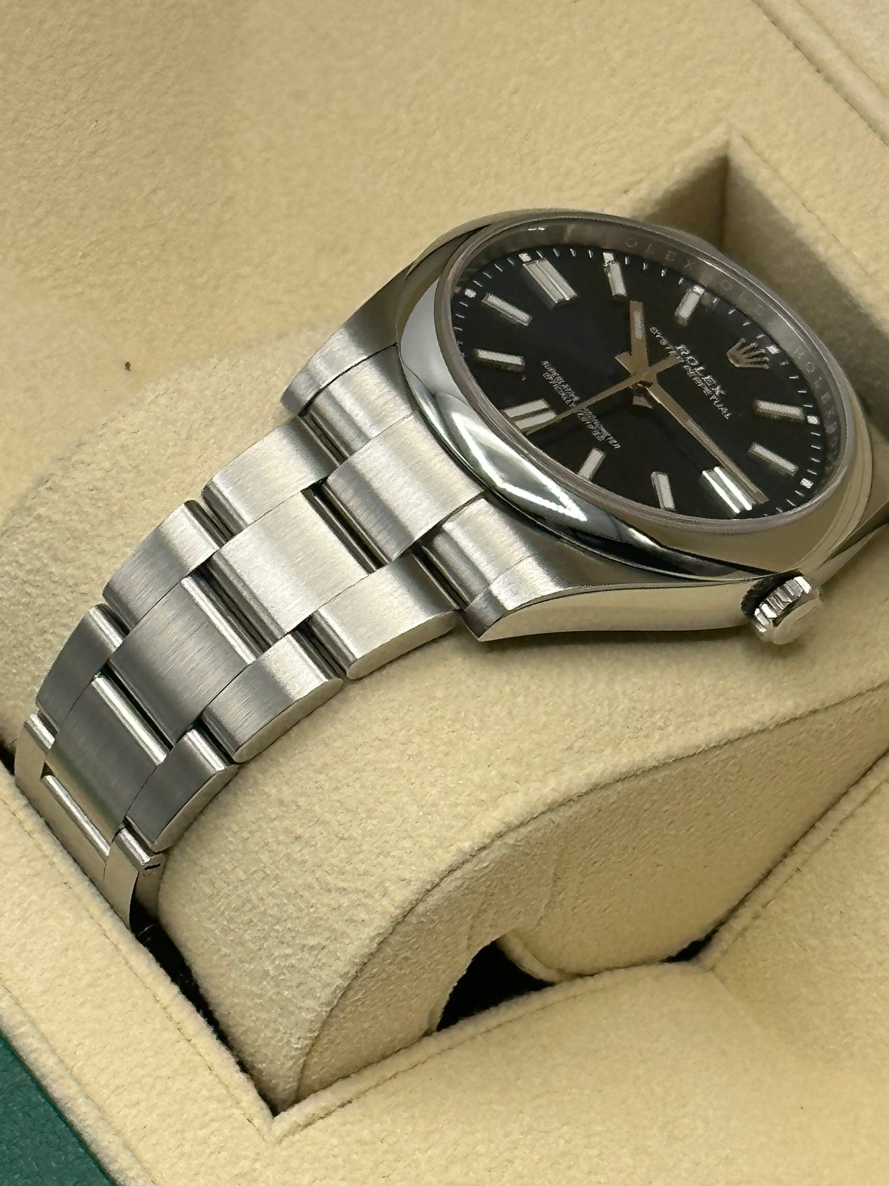2022 Rolex Oyster Perpetual 41mm 124300 Blue Dial - Image 5