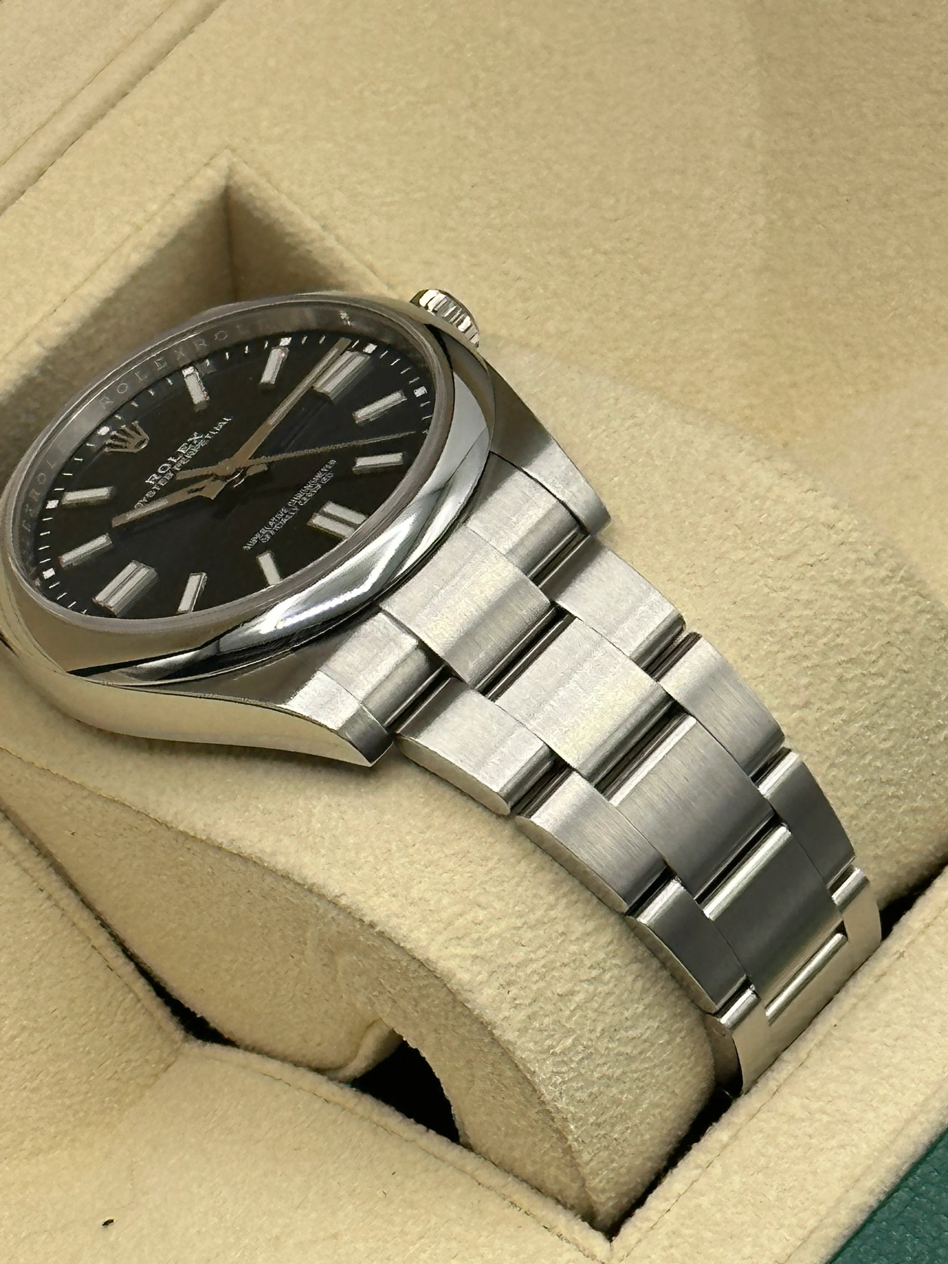 2022 Rolex Oyster Perpetual 41mm 124300 Blue Dial - Image 6
