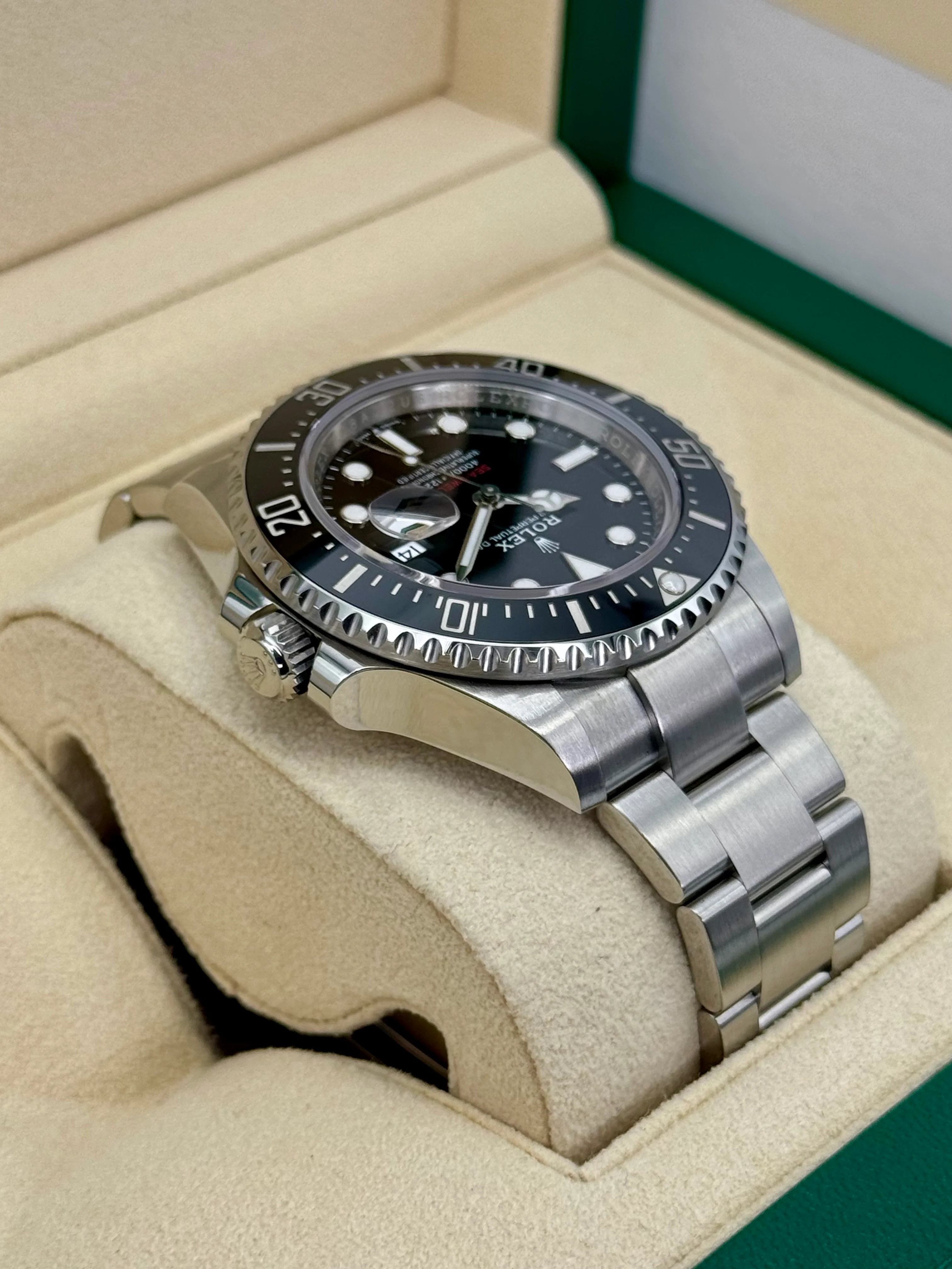 2022 Rolex Sea-Dweller 43mm 126600 Stainless Steel Black Dial - Image 8
