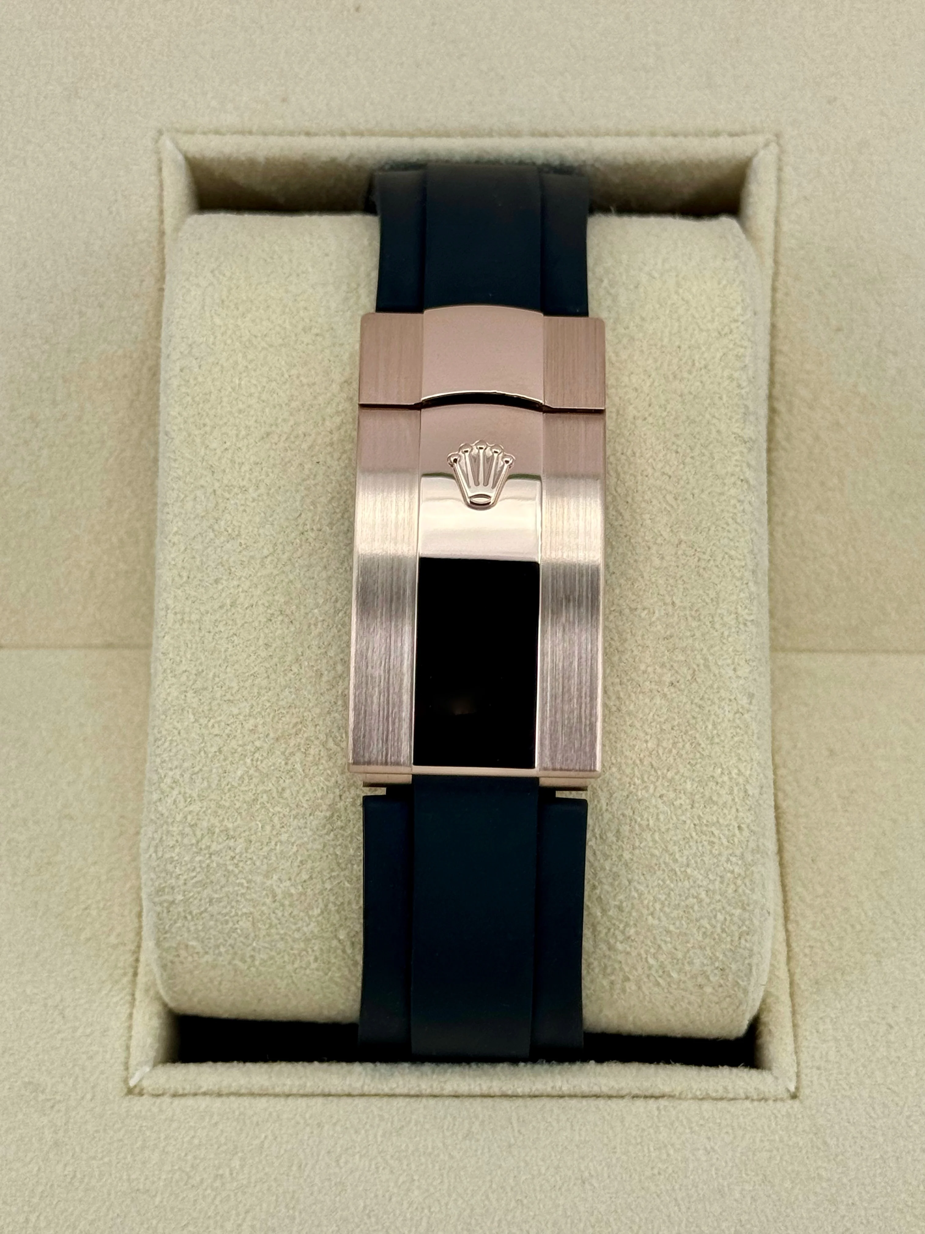 2022 Rolex Sky-Dweller 42mm 326235 Rose Gold Oysterflex Chocolate Dial - Image 2