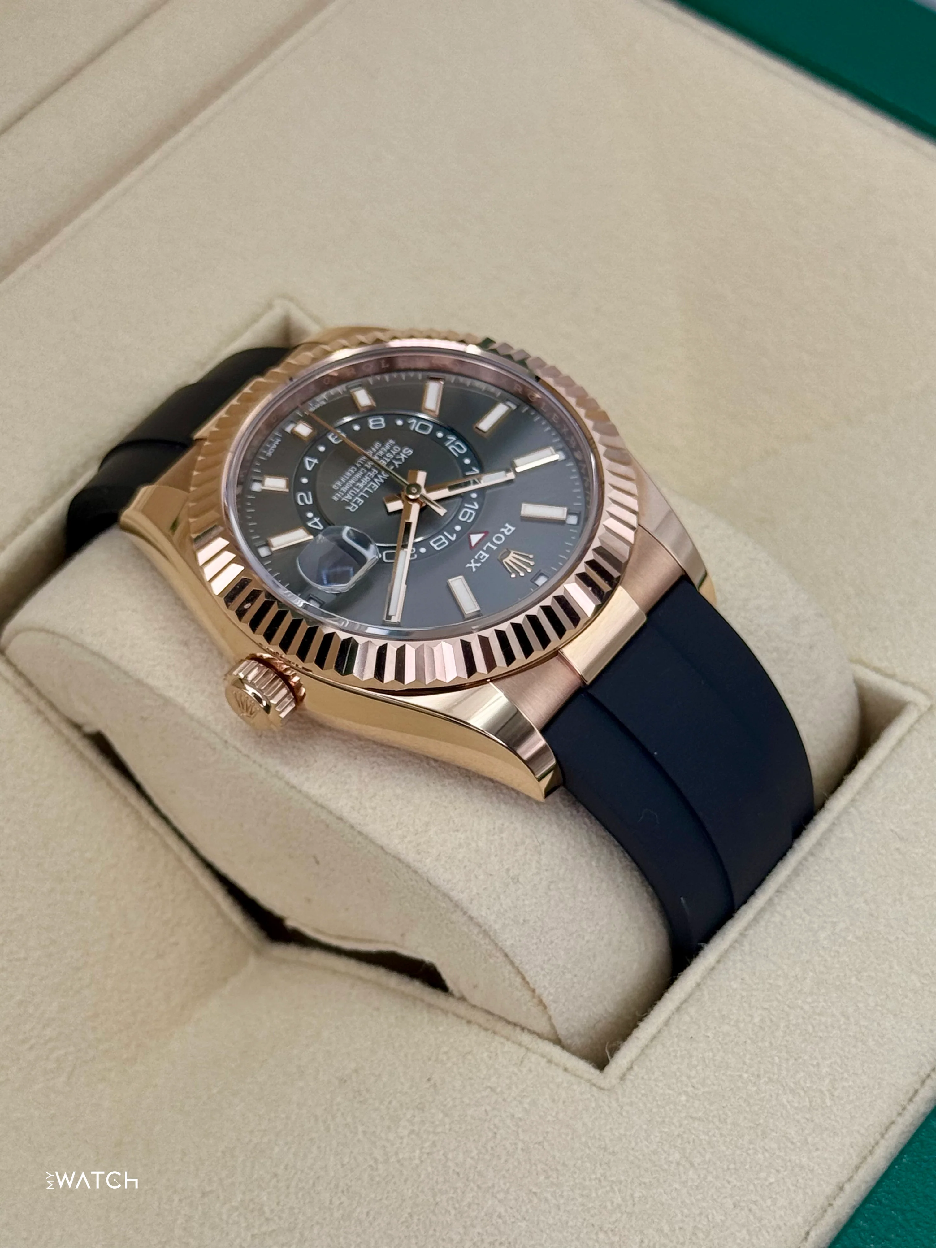 2022 Rolex Sky-Dweller 42mm 326235 Rose Gold Oysterflex Rhodium Dial - Image 8