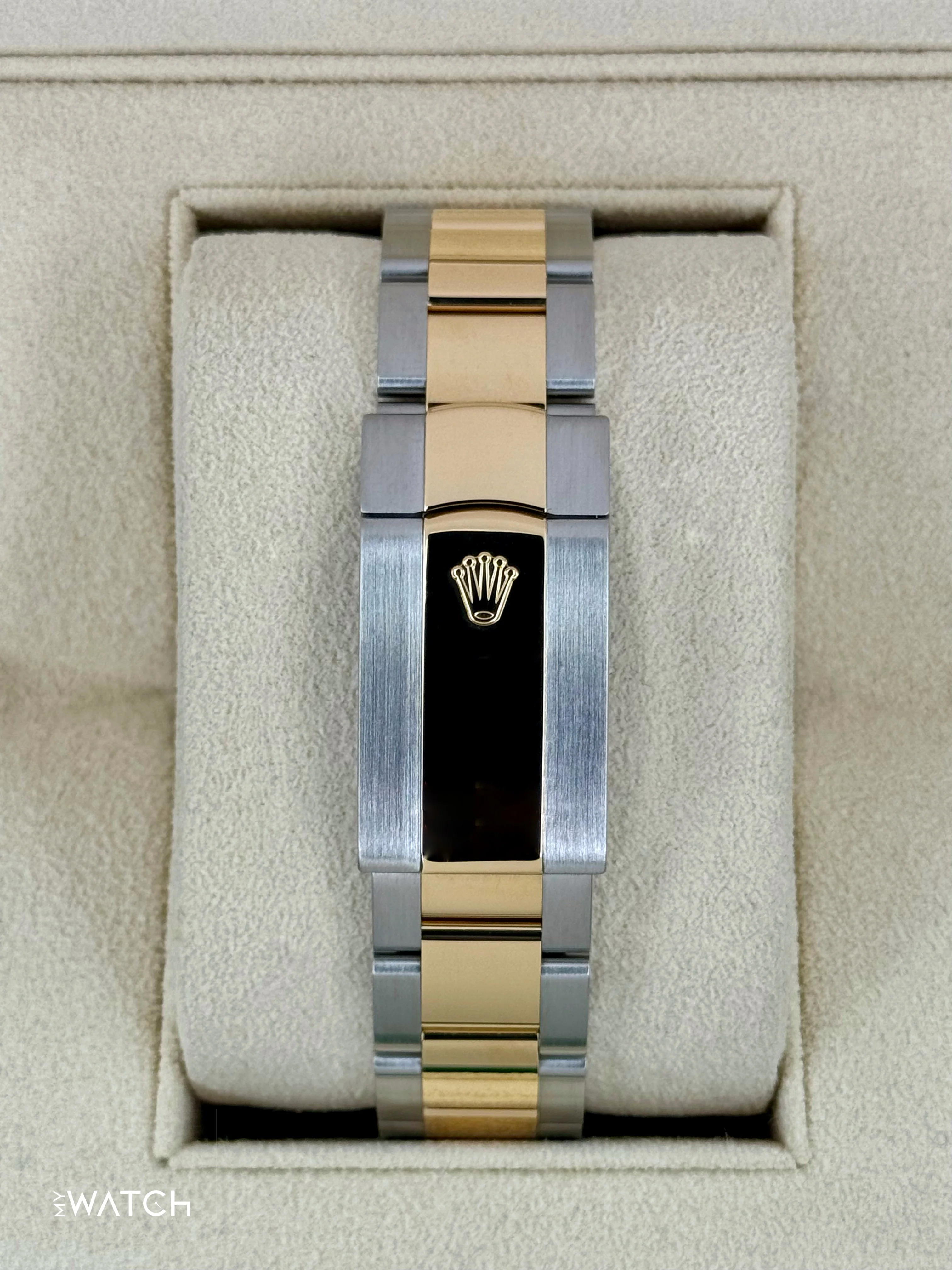 2022 Rolex Sky-Dweller 42mm 326933 Two-Tone Oyster White Dial - Image 2