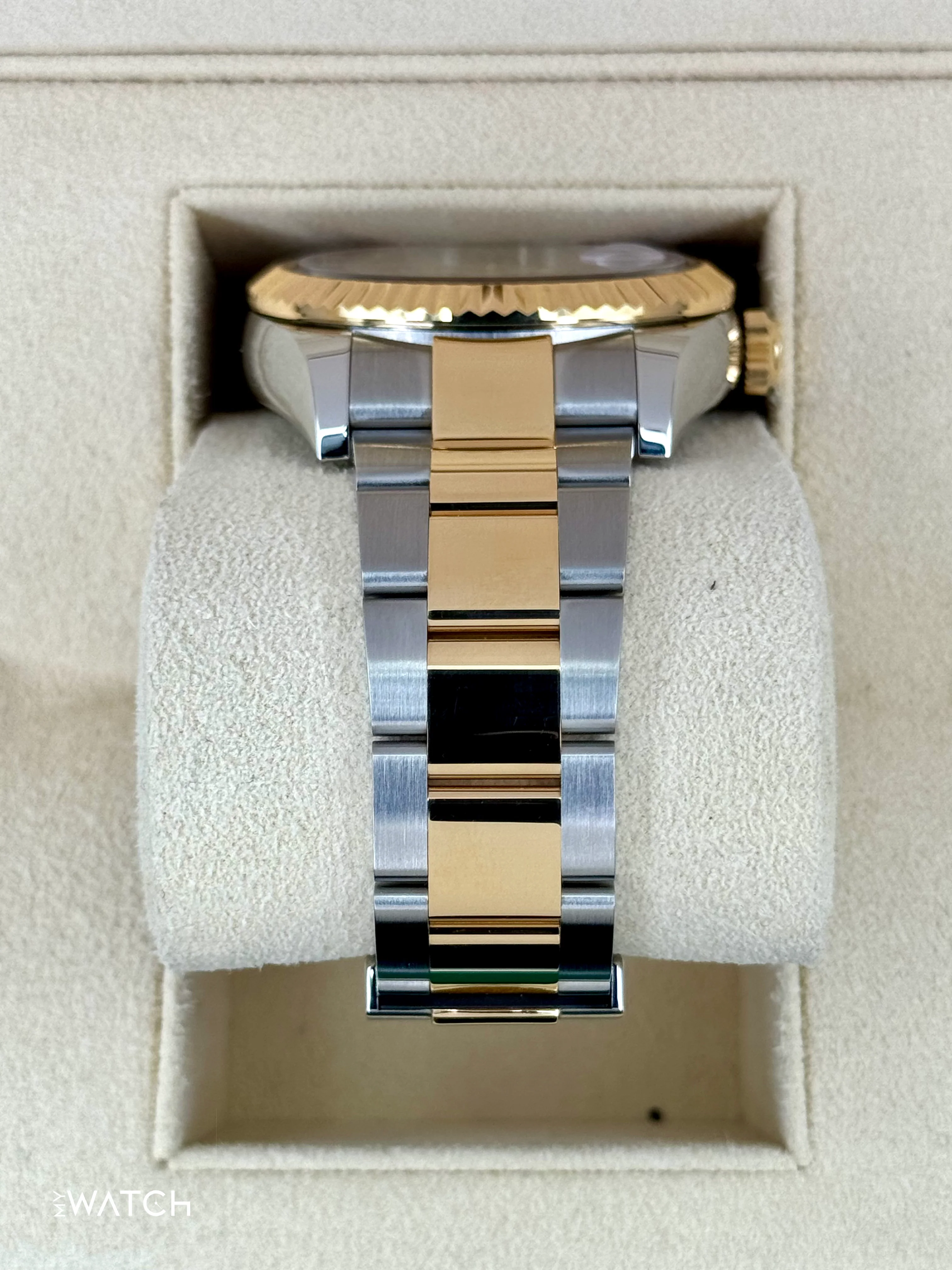 2022 Rolex Sky-Dweller 42mm 326933 Two-Tone Oyster White Dial - Image 3