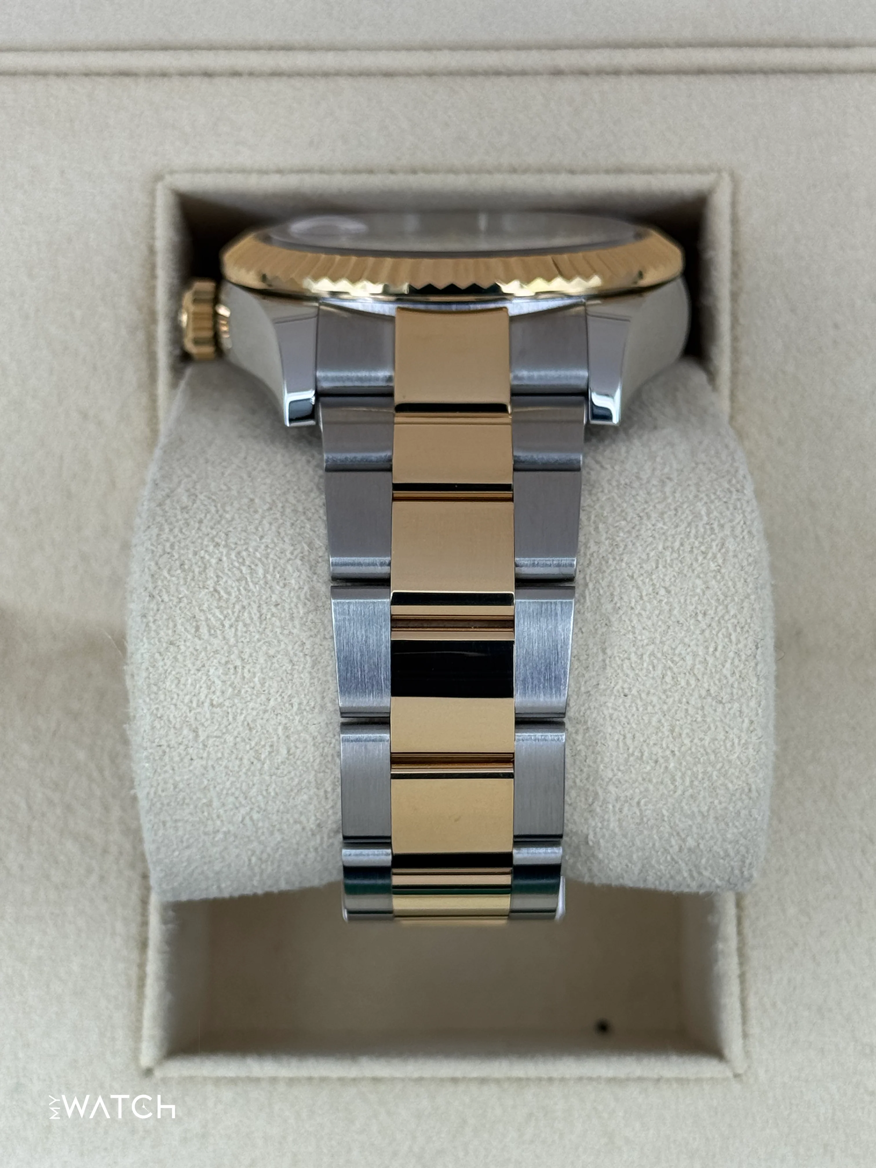 2022 Rolex Sky-Dweller 42mm 326933 Two-Tone Oyster White Dial - Image 4