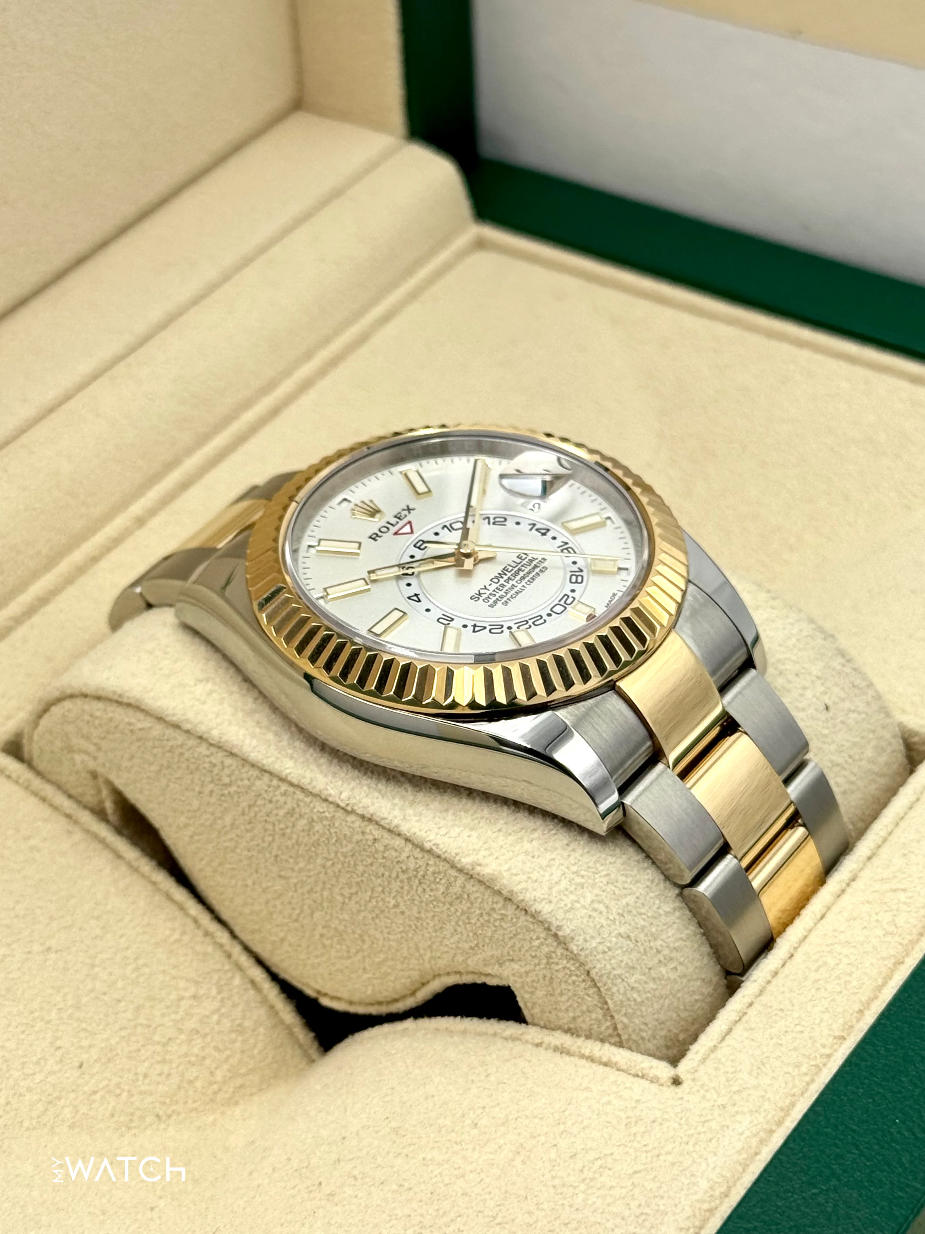 2022 Rolex Sky-Dweller 42mm 326933 Two-Tone Oyster White Dial - Image 6