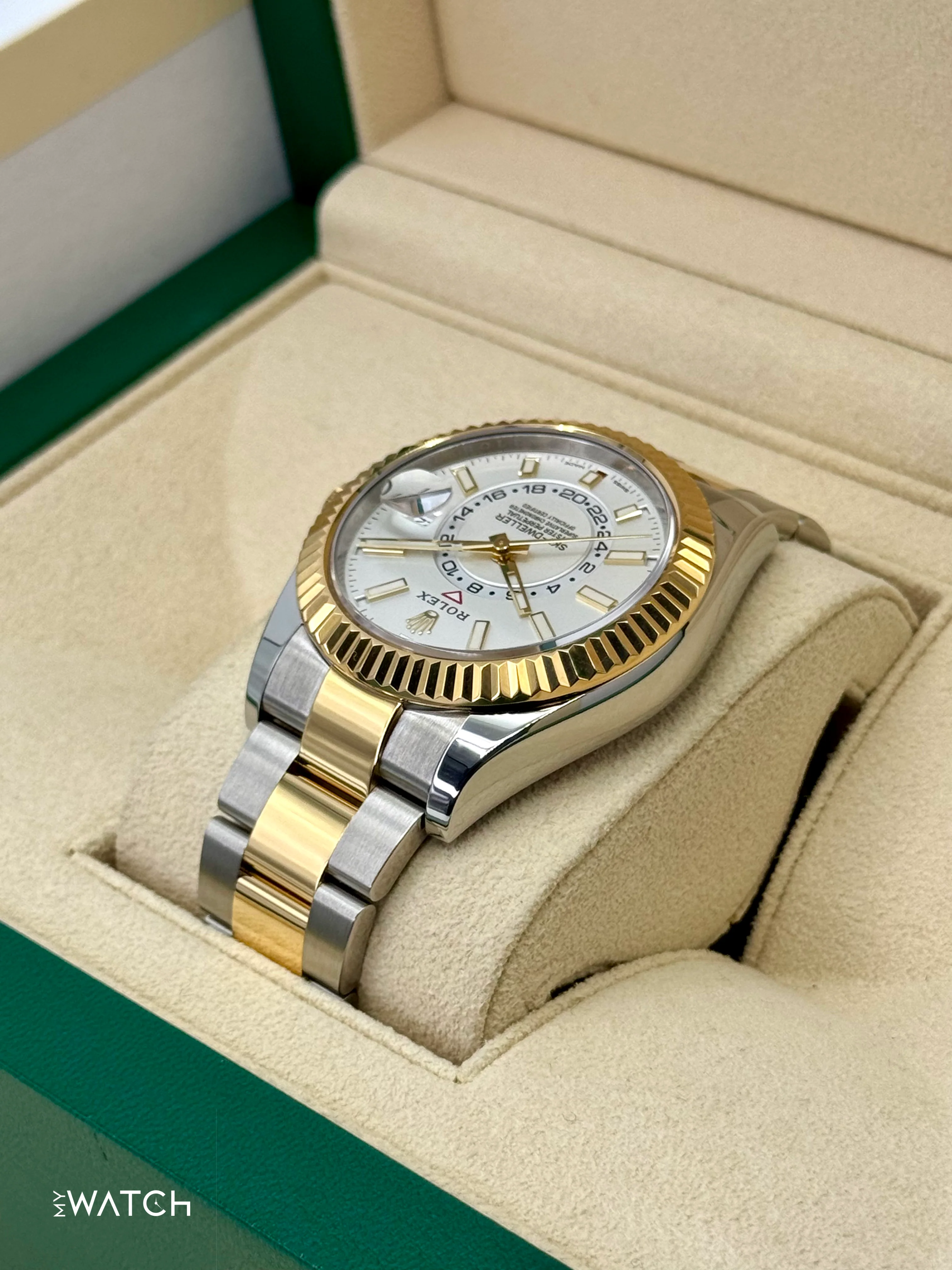 2022 Rolex Sky-Dweller 42mm 326933 Two-Tone Oyster White Dial - Image 7