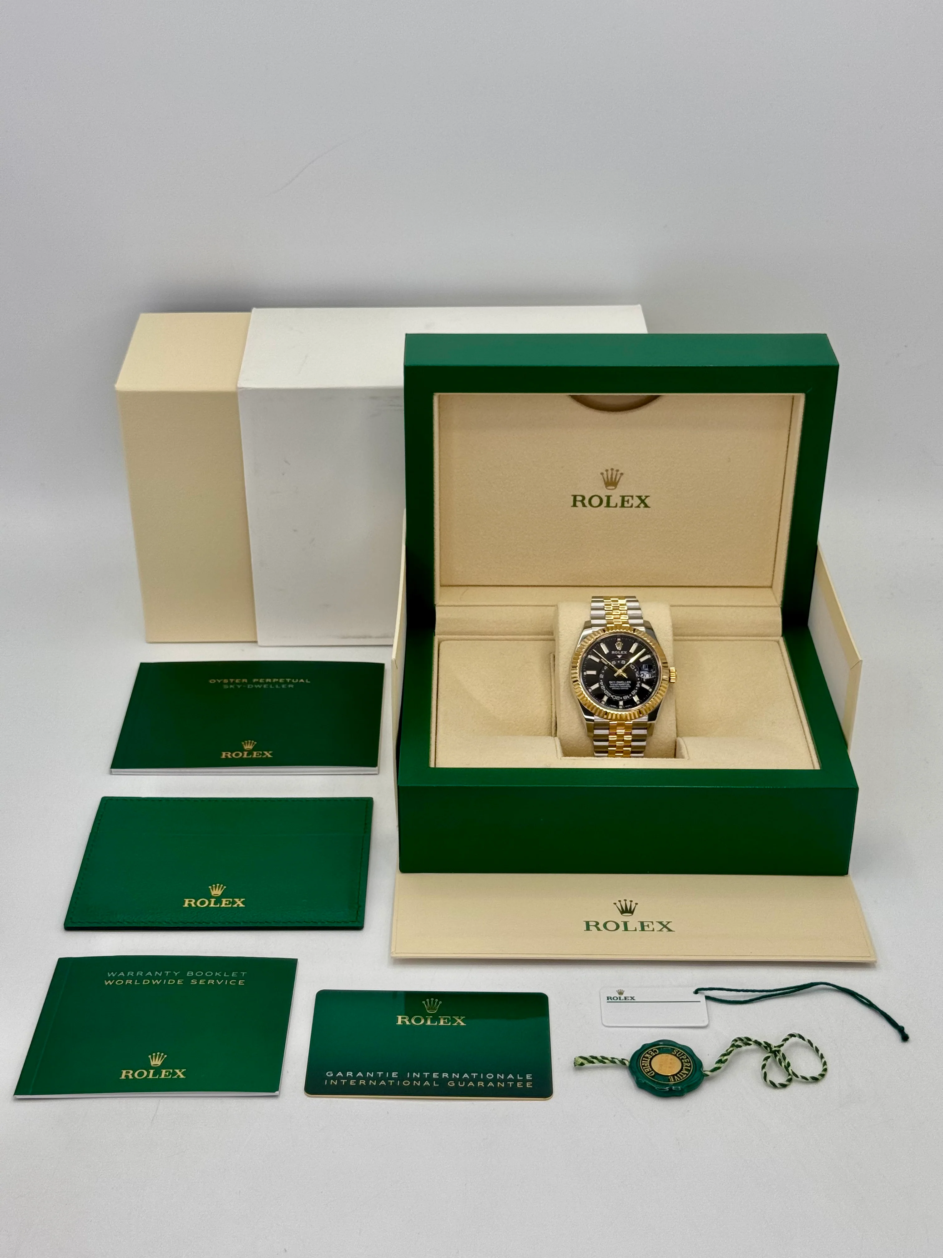 2022 Rolex Sky-Dweller 42mm 326933 Two-Tone Jubilee Black Dial - Image 10
