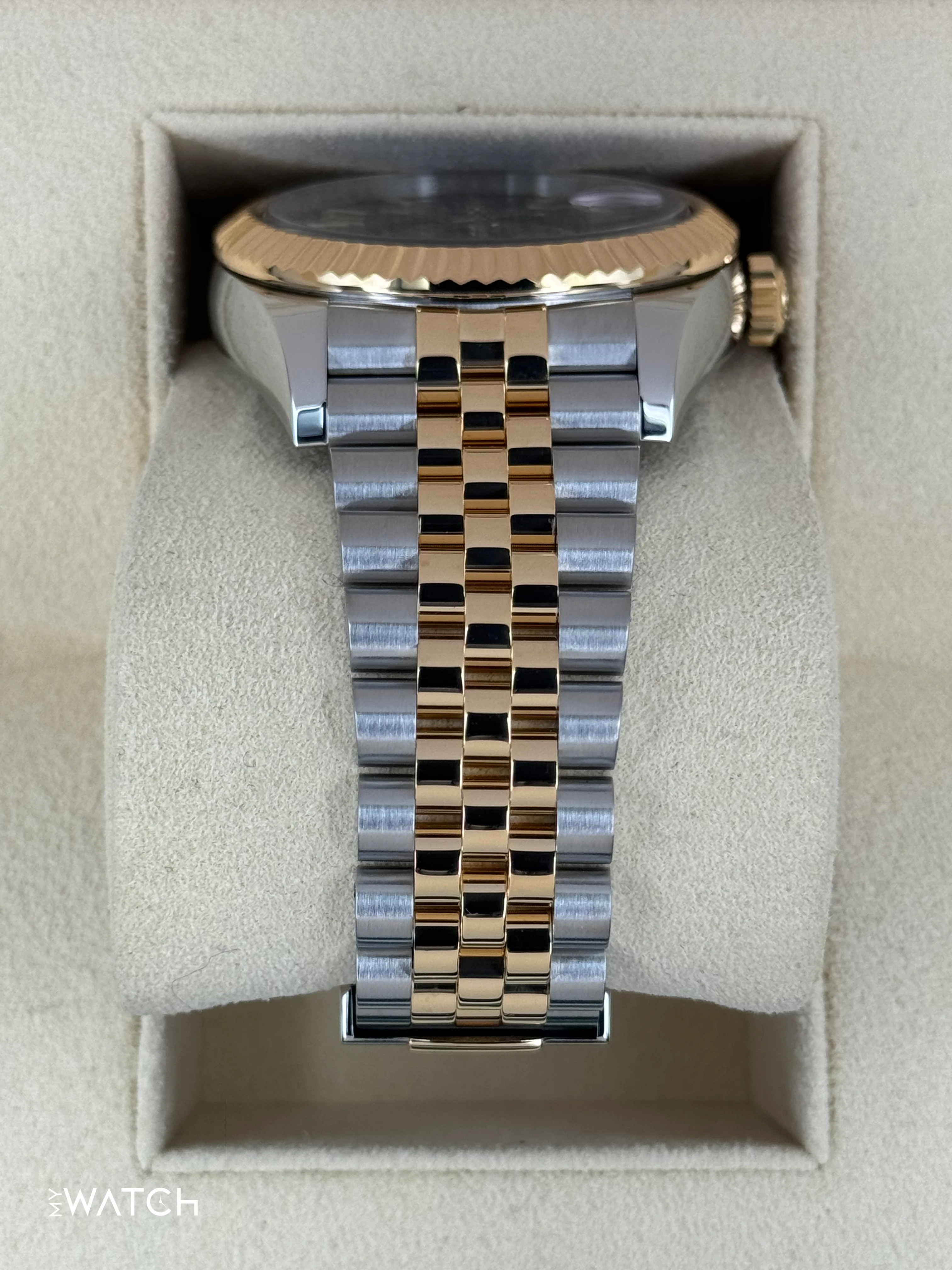 2022 Rolex Sky-Dweller 42mm 326933 Two-Tone Jubilee Black Dial - Image 3