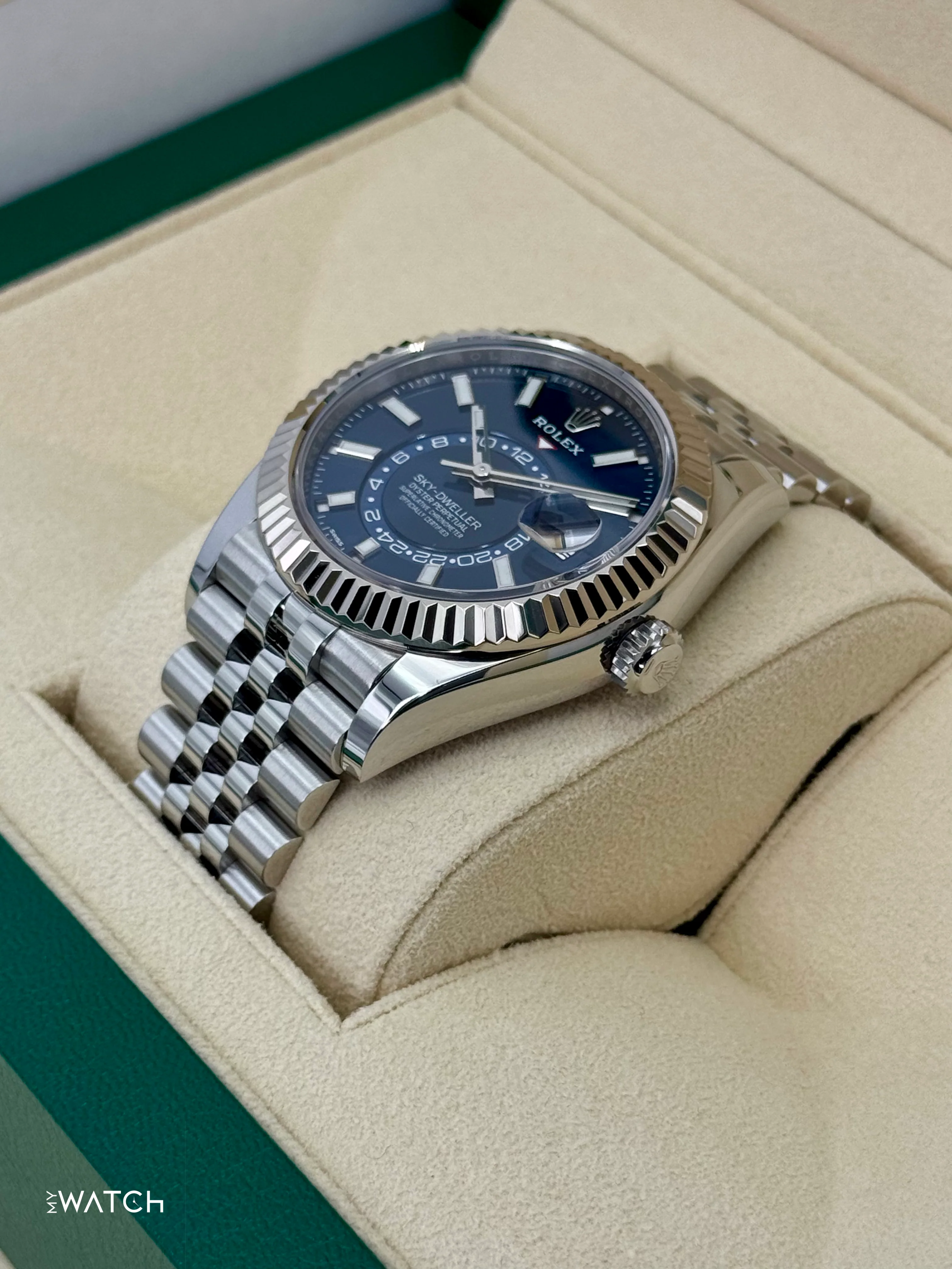 2022 Rolex Sky-Dweller 42mm 326934 Jubilee Blue Dial - Image 5