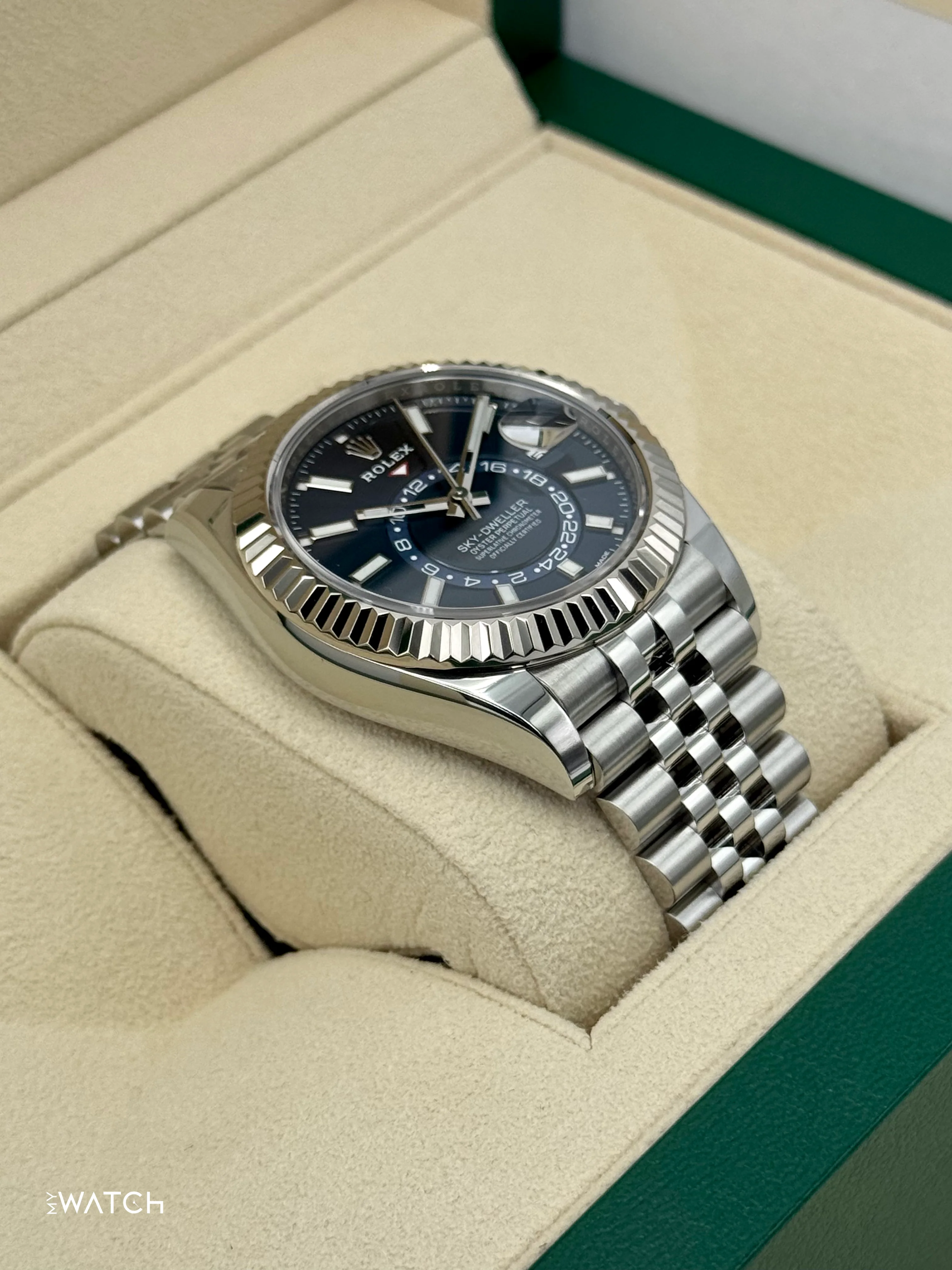 2022 Rolex Sky-Dweller 42mm 326934 Jubilee Blue Dial - Image 6