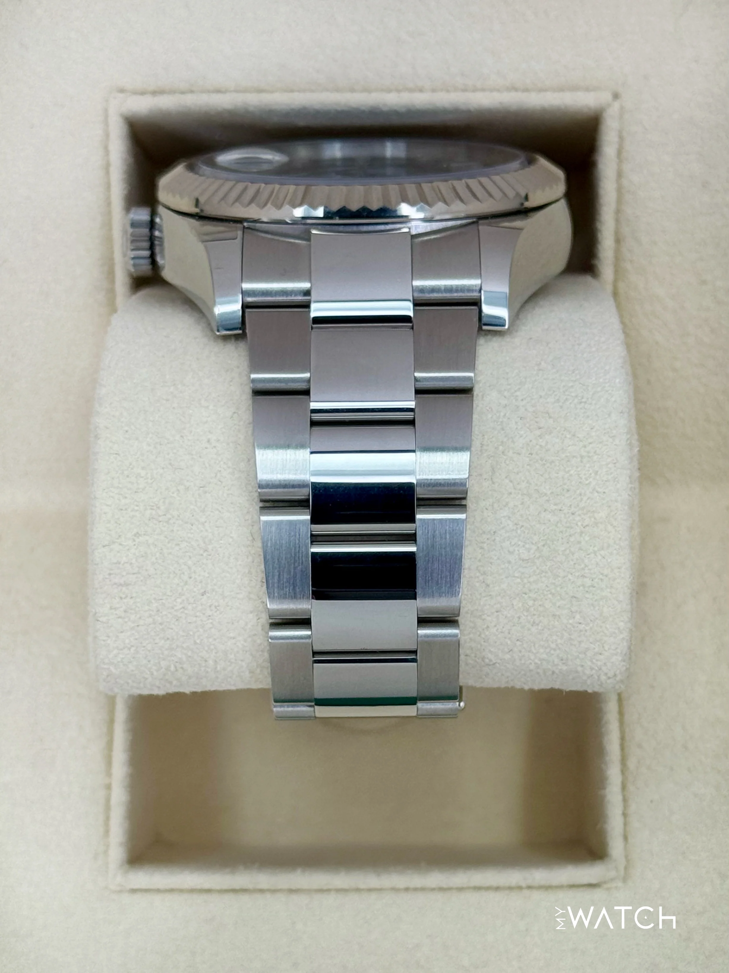 2022 Rolex Sky-Dweller 42mm 326934 Oyster Blue Dial - Image 4
