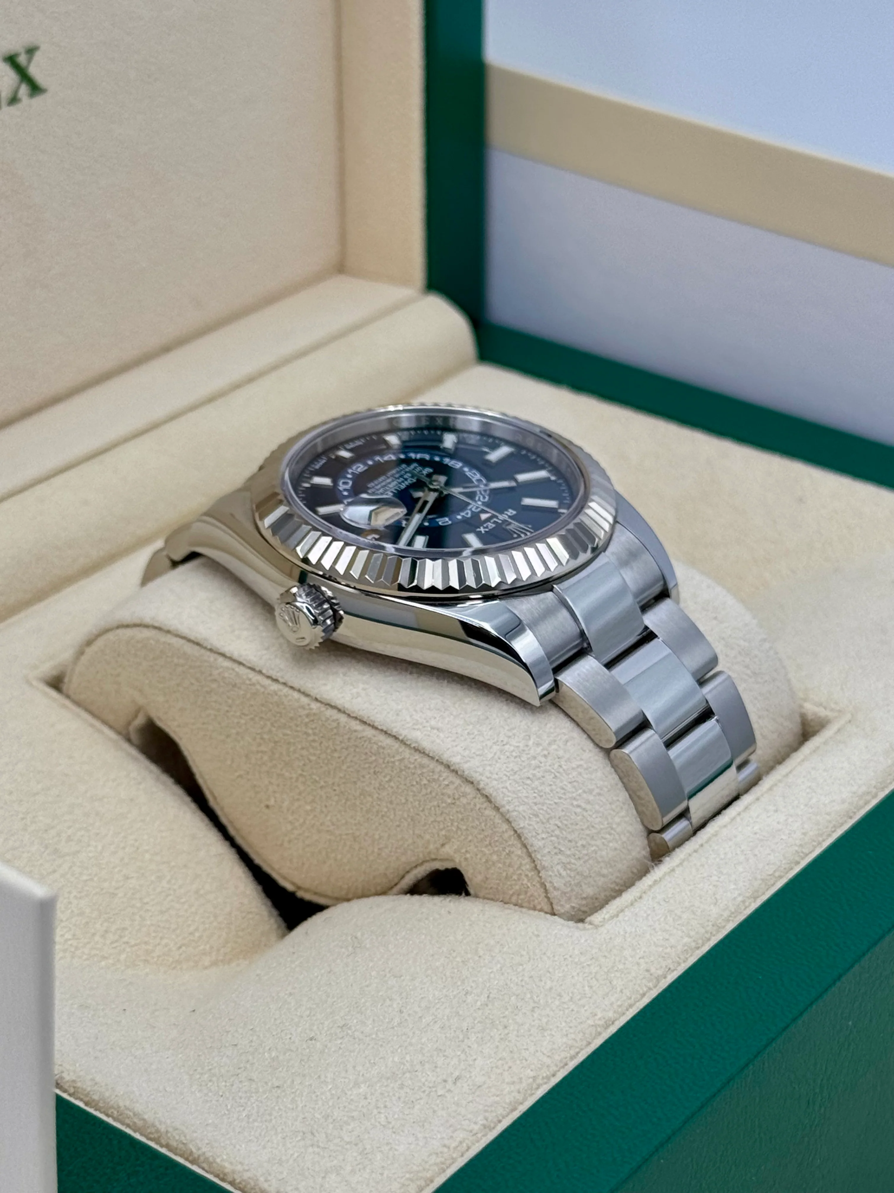 2022 Rolex Sky-Dweller 42mm 326934 Oyster Blue Dial - Image 8