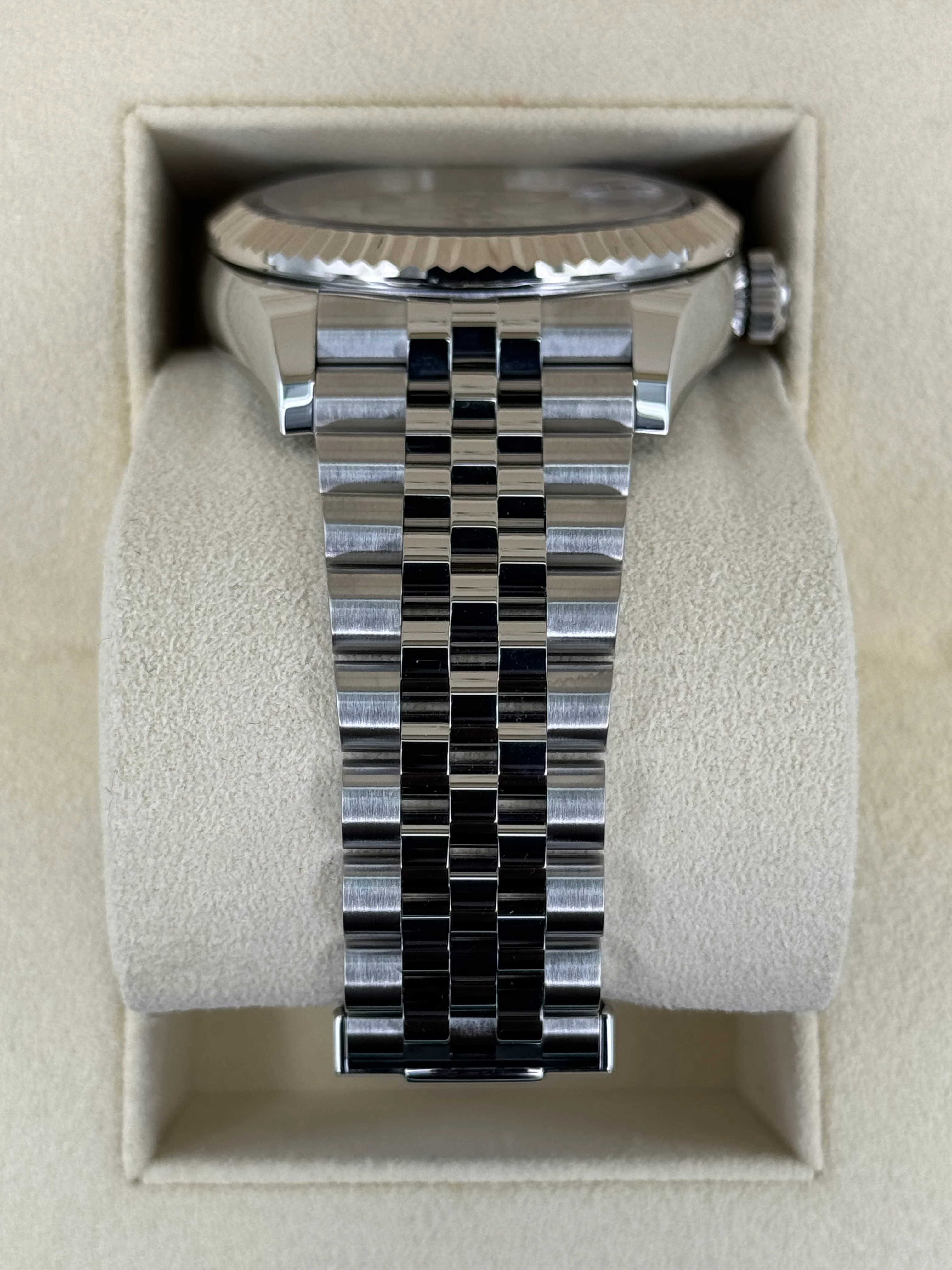 2022 Rolex Sky-Dweller 42mm 326934 Stainless Steel Jubilee White Dial - Image 3