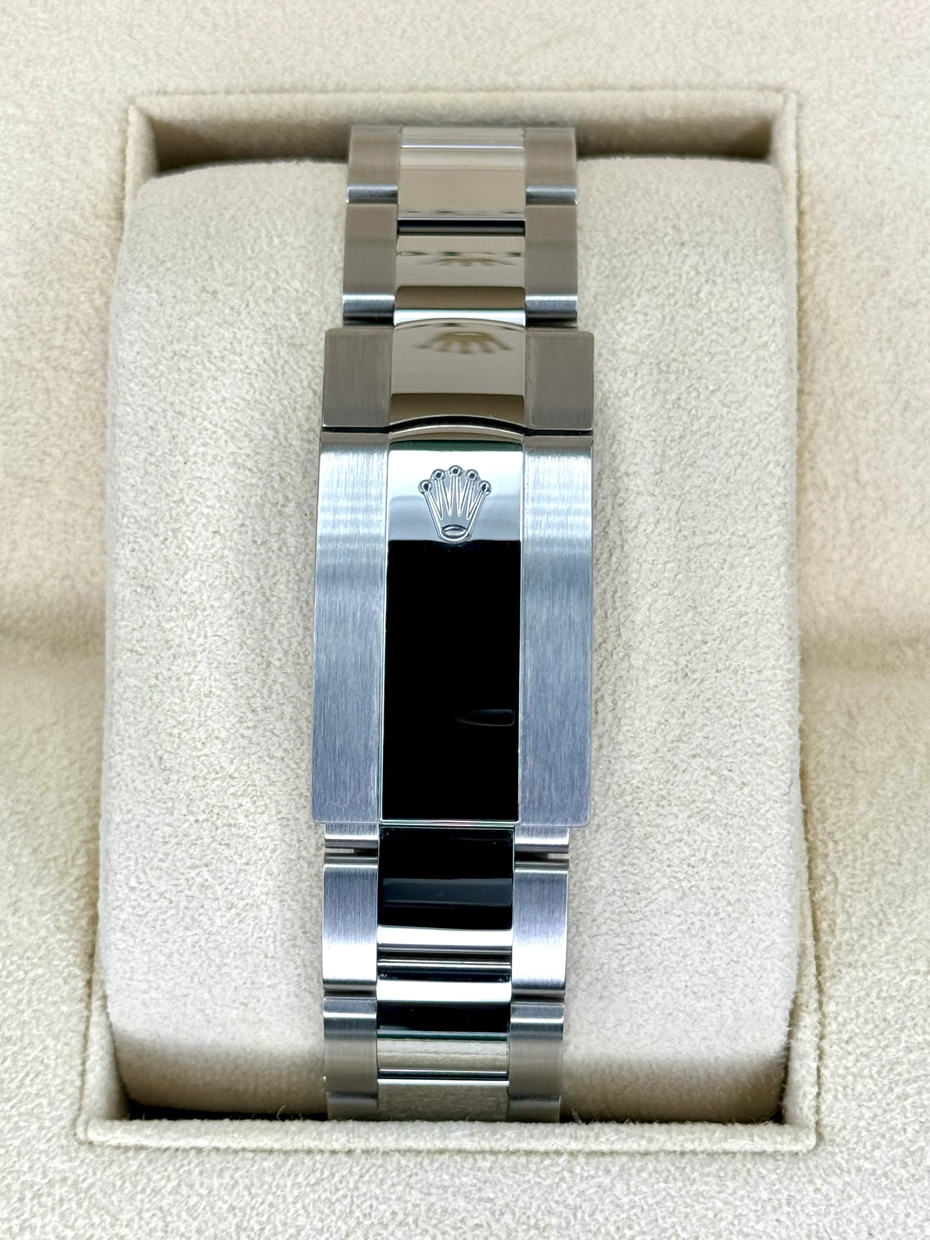 2022 Rolex Sky-Dweller 42mm 326934 Stainless Steel Oyster Blue Dial - Image 2