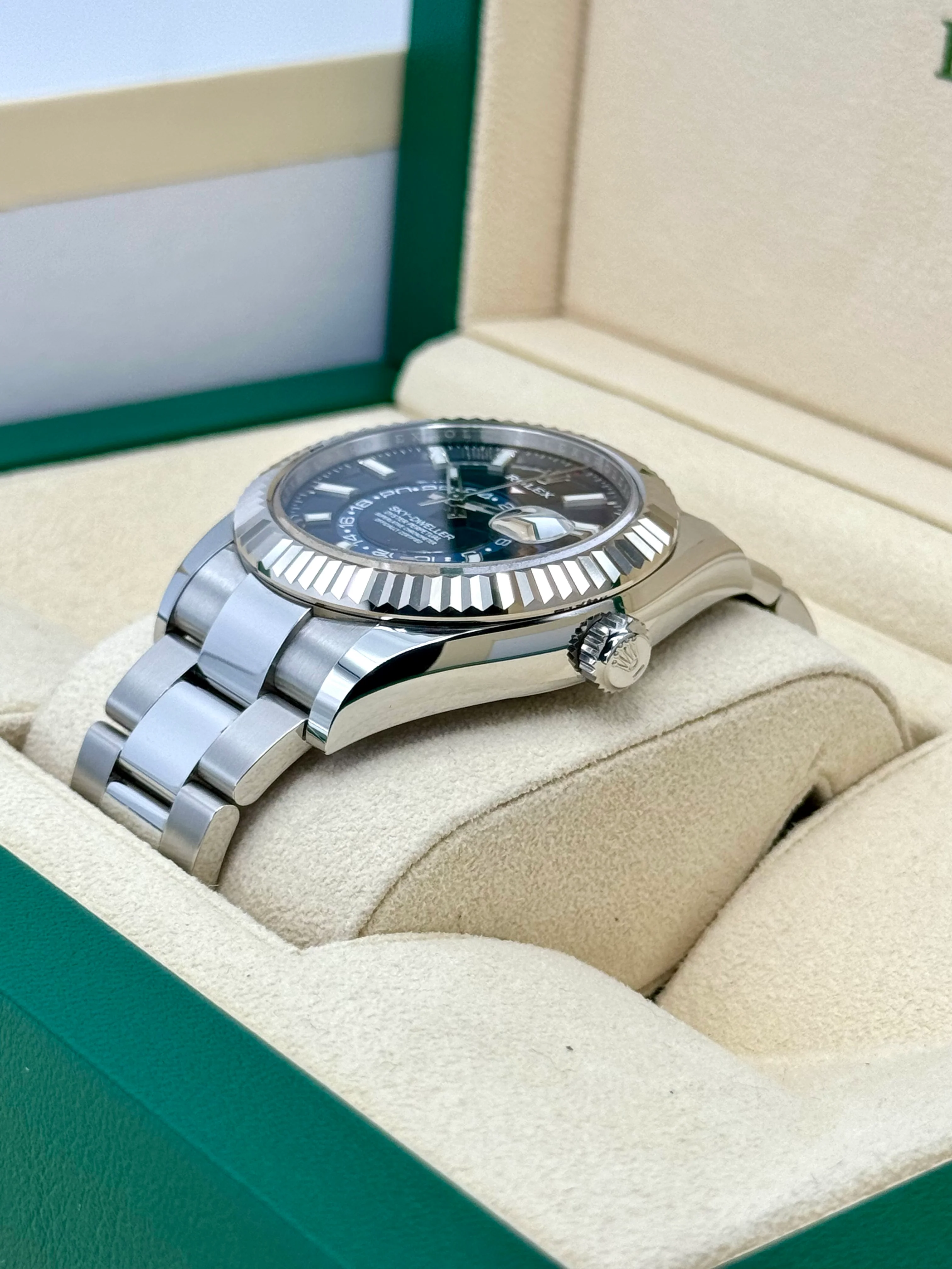 2022 Rolex Sky-Dweller 42mm 326934 Stainless Steel Oyster Blue Dial - Image 5