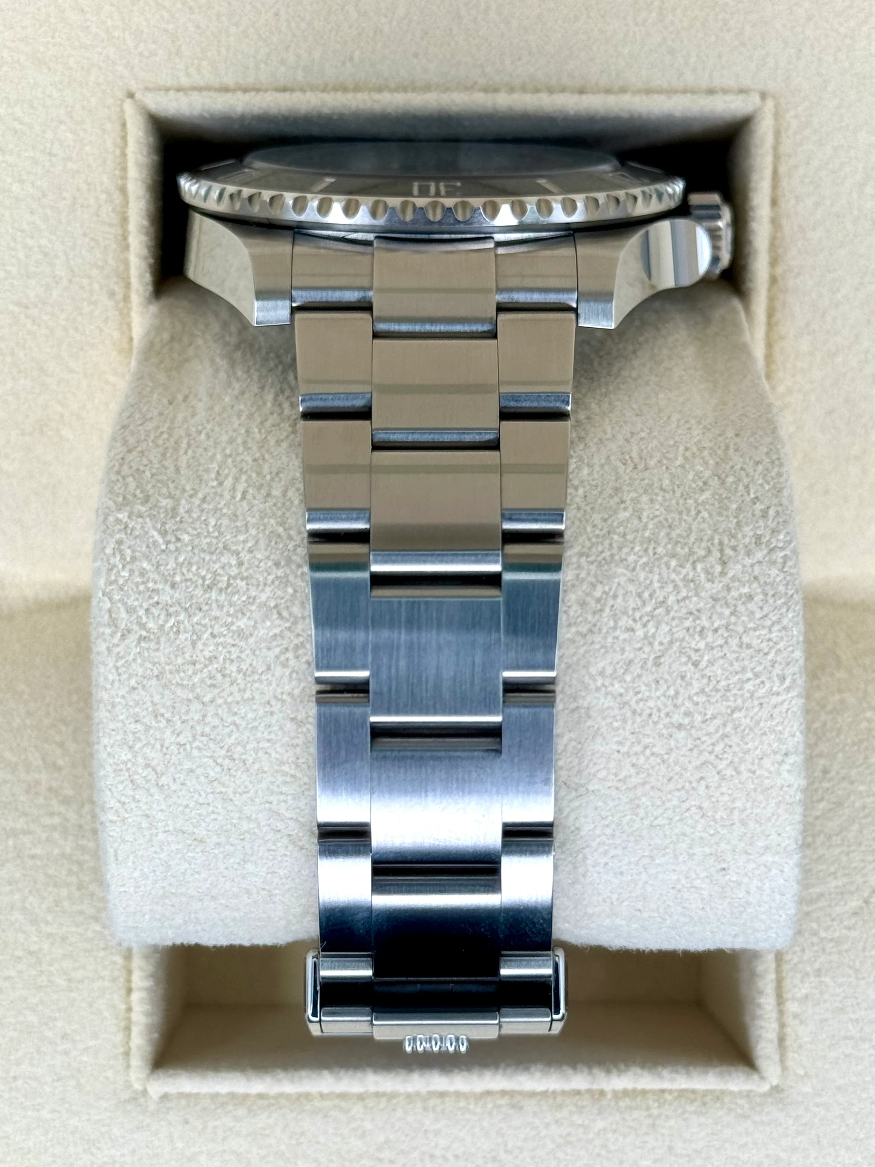 2022 Rolex Submariner 41mm 124060 Stainless Steel Black Dial - Image 3