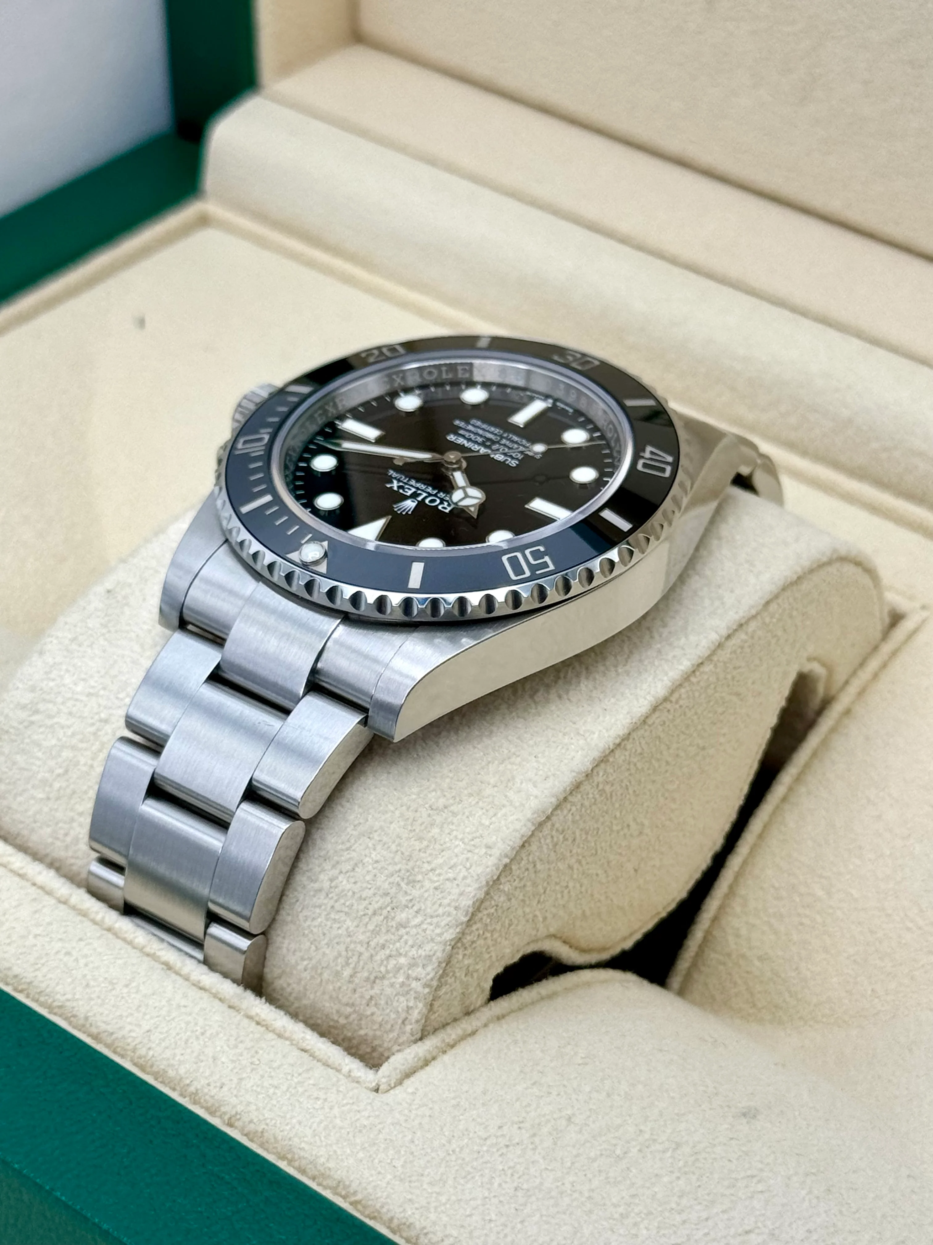 2022 Rolex Submariner 41mm 124060 Stainless Steel Black Dial - Image 7