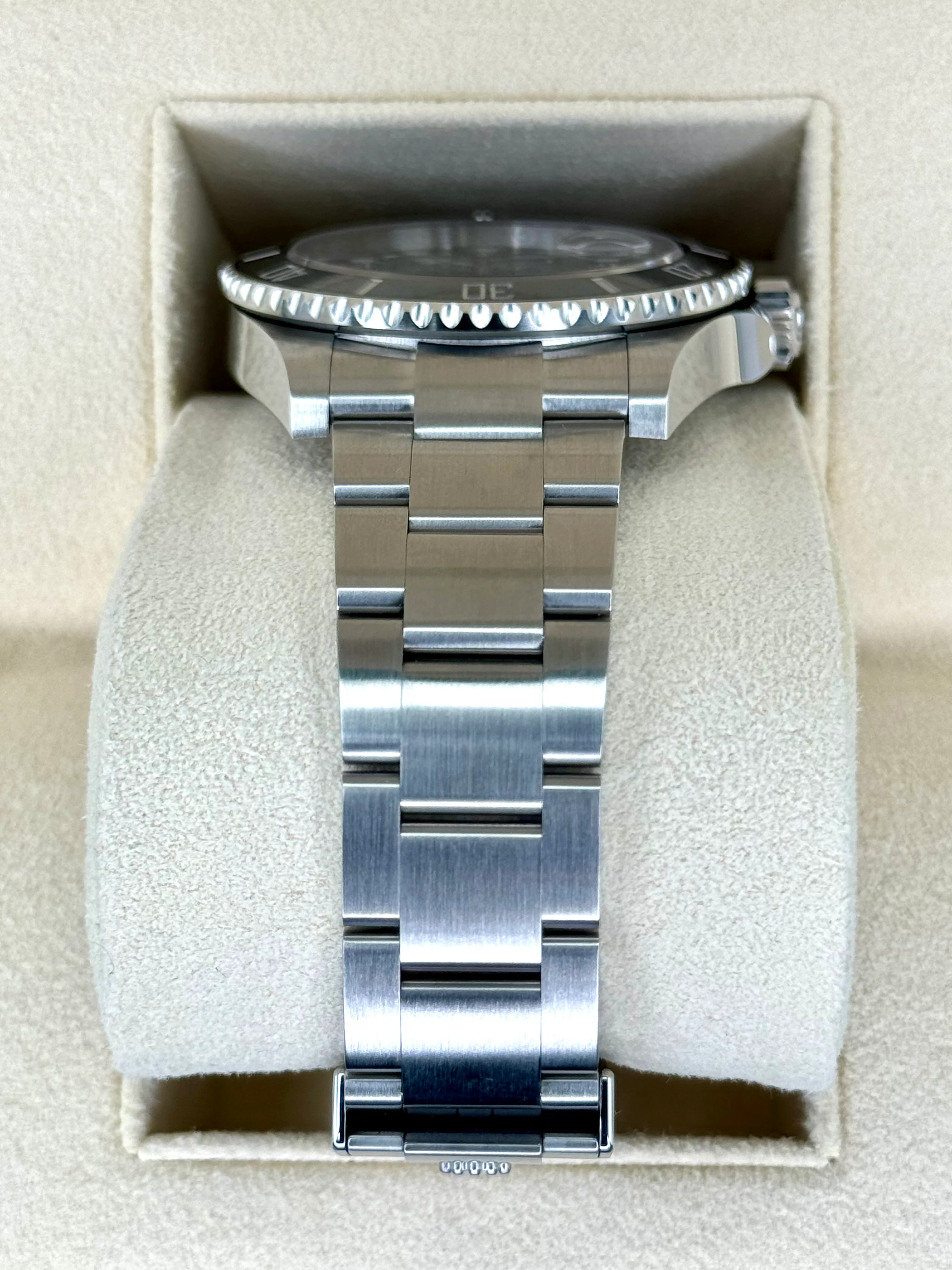 2022 Rolex Submariner 41mm 126610LN Stainless Steel Black Dial - Image 3
