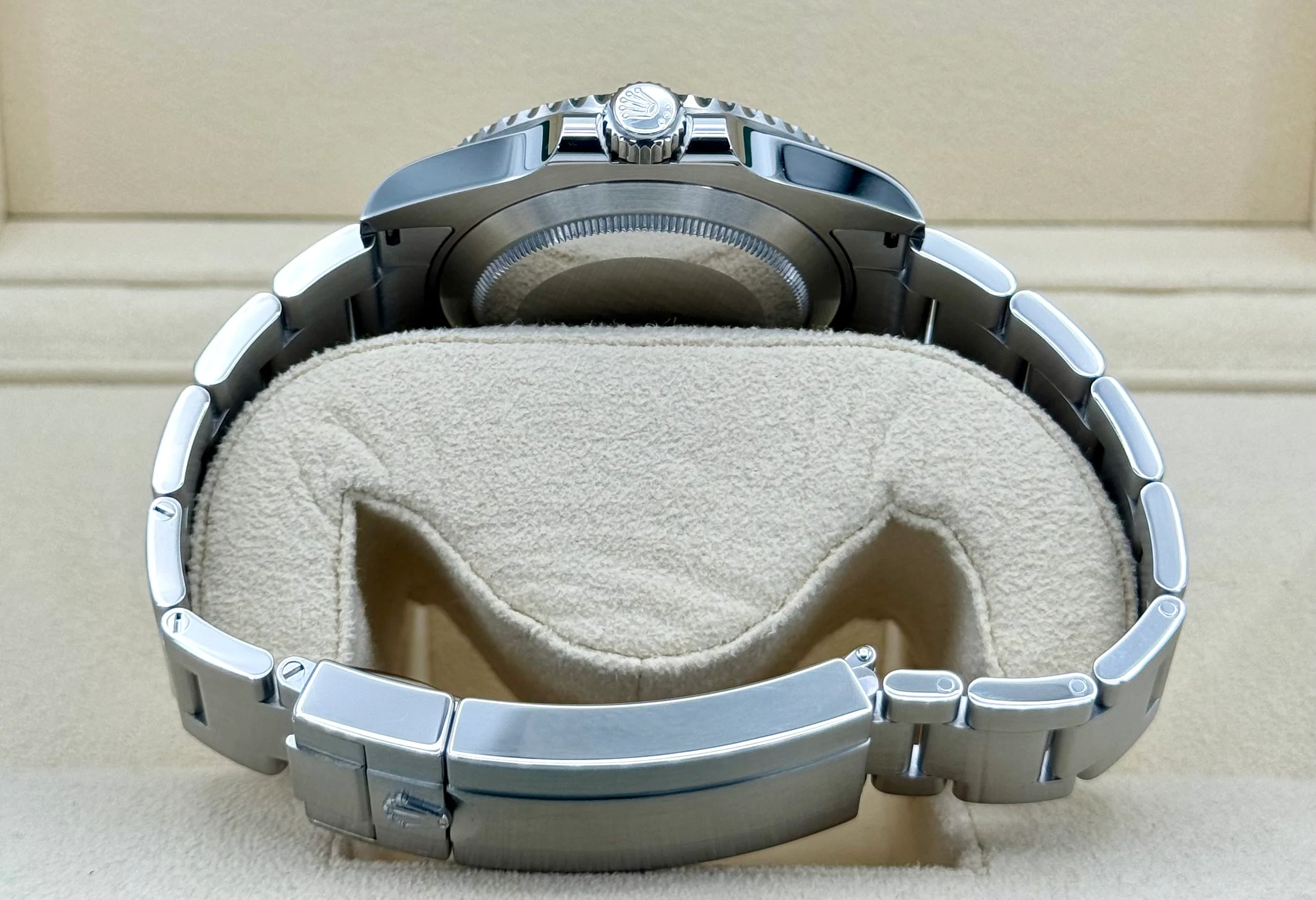 2022 Rolex Submariner 41mm 126610LN Stainless Steel Black Dial - Image 9