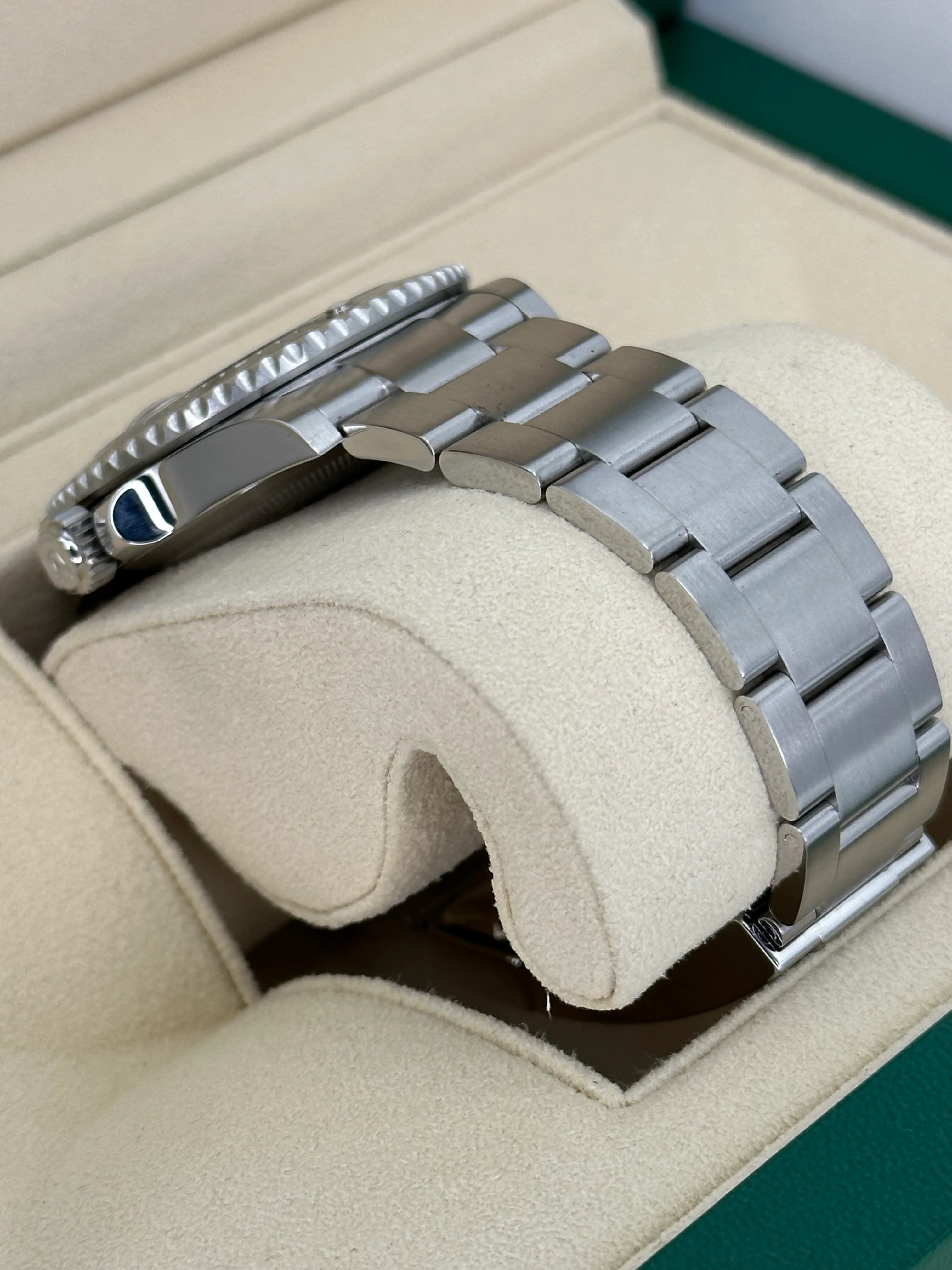 2022 Rolex Submariner 41mm 126610LN Stainless Steel Black Dial - Image 8