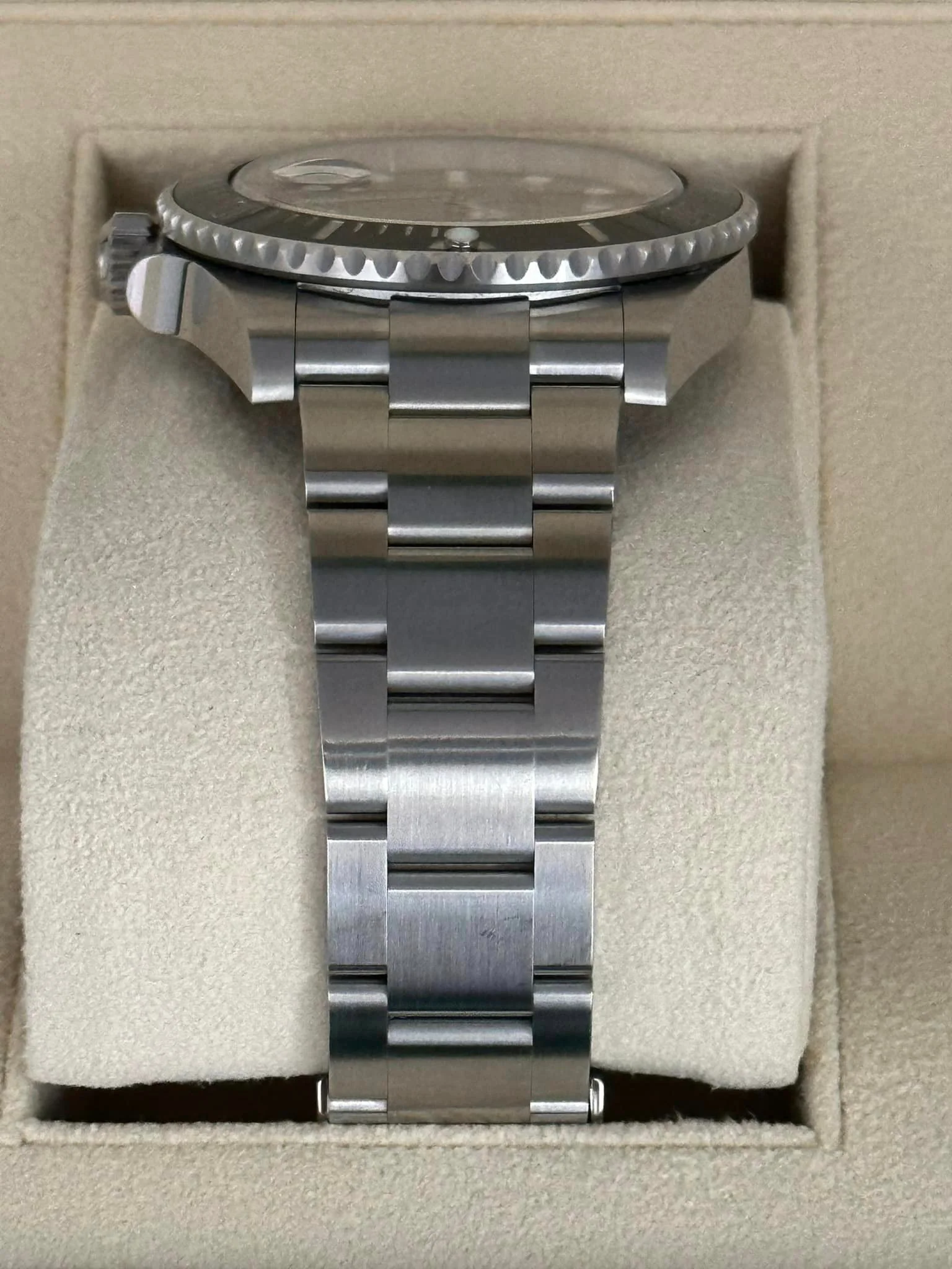 2022 Rolex Submariner 41mm 126610LN Stainless Steel Black Dial - Image 4