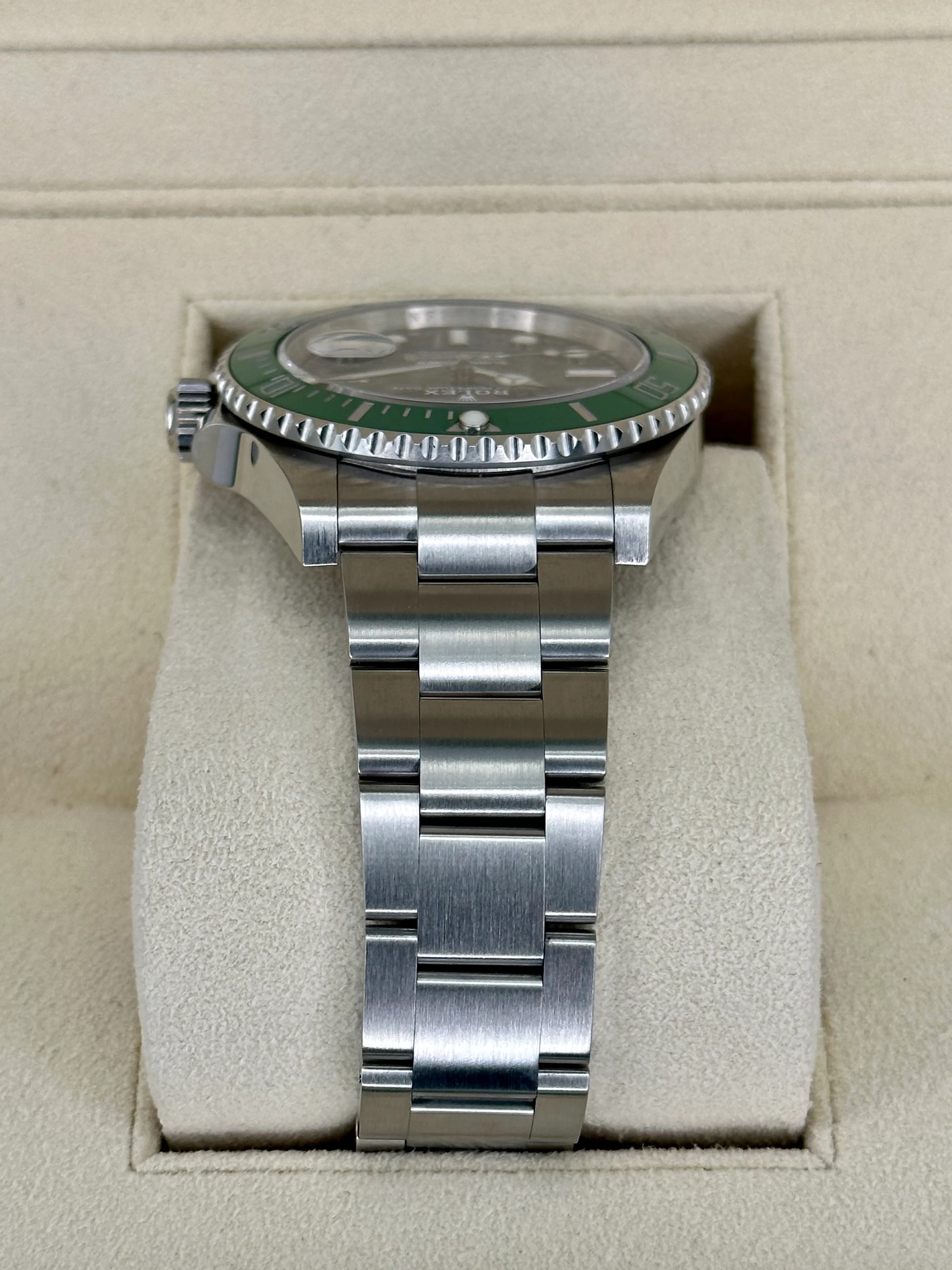 2022 Rolex Submariner “Starbucks” 41mm 126610LV Black Dial - Image 4