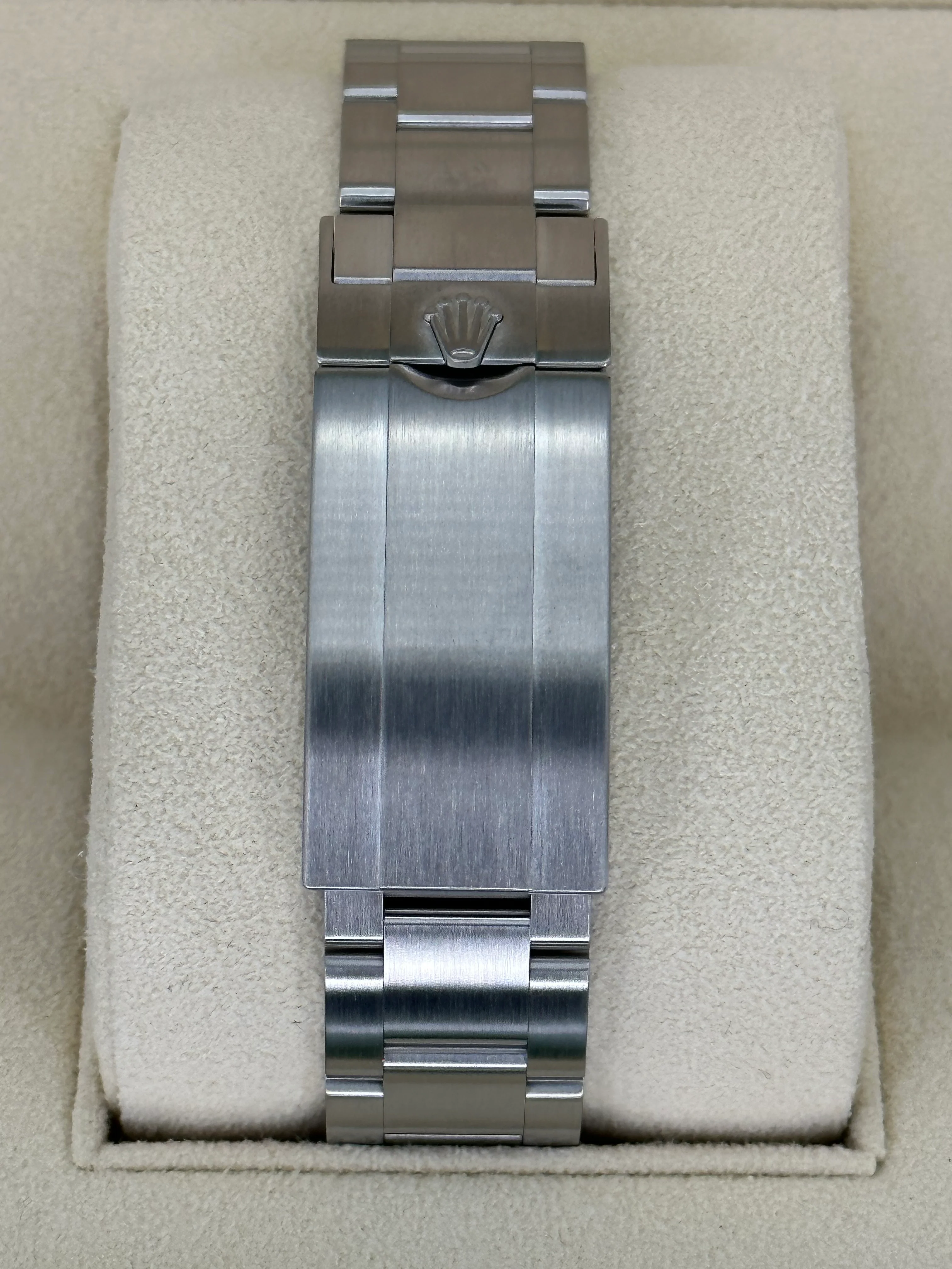 2022 Rolex Submariner "Starbucks" 41mm 126610LV Black Dial - Image 2