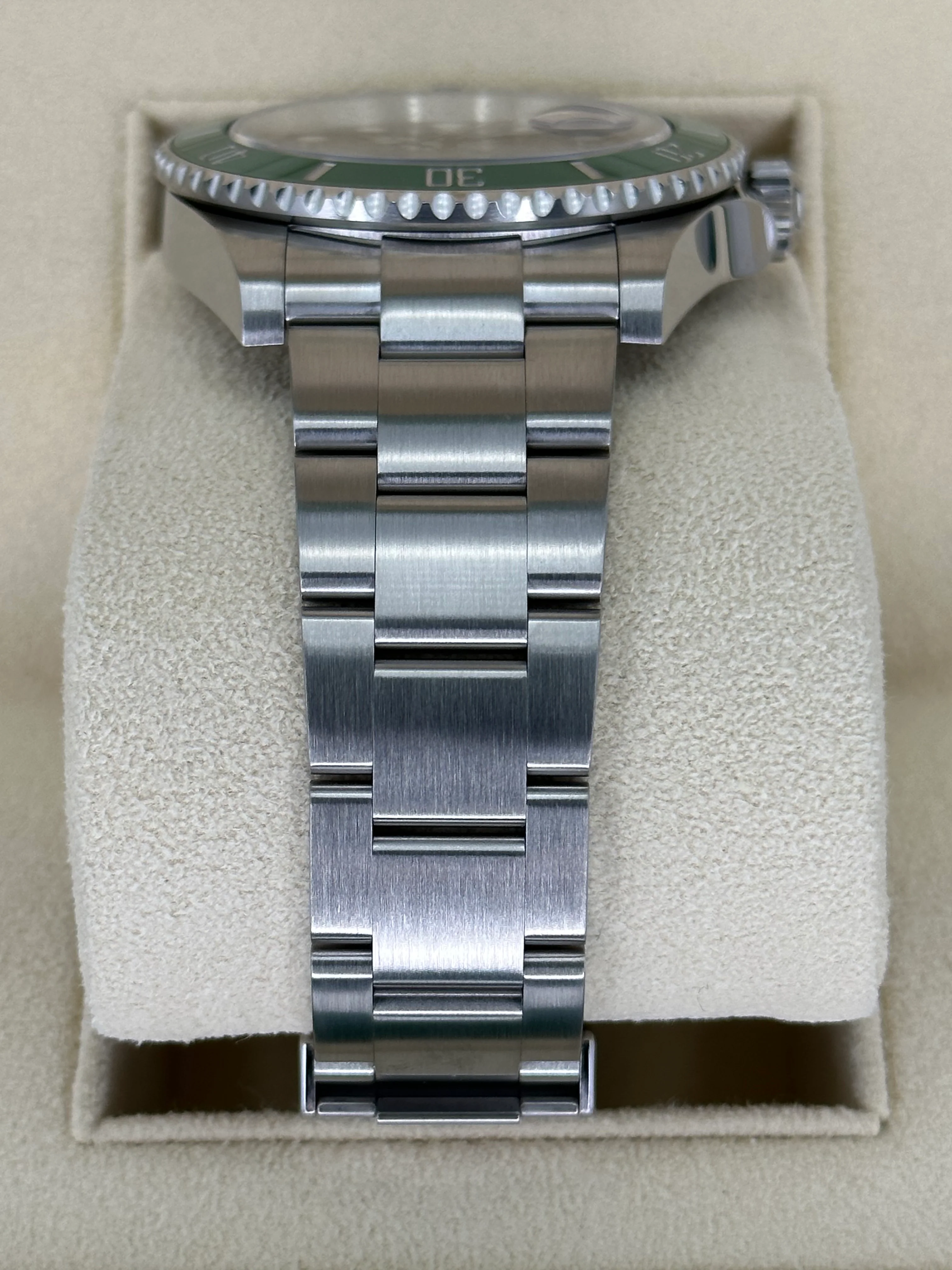 2022 Rolex Submariner "Starbucks" 41mm 126610LV Black Dial - Image 3