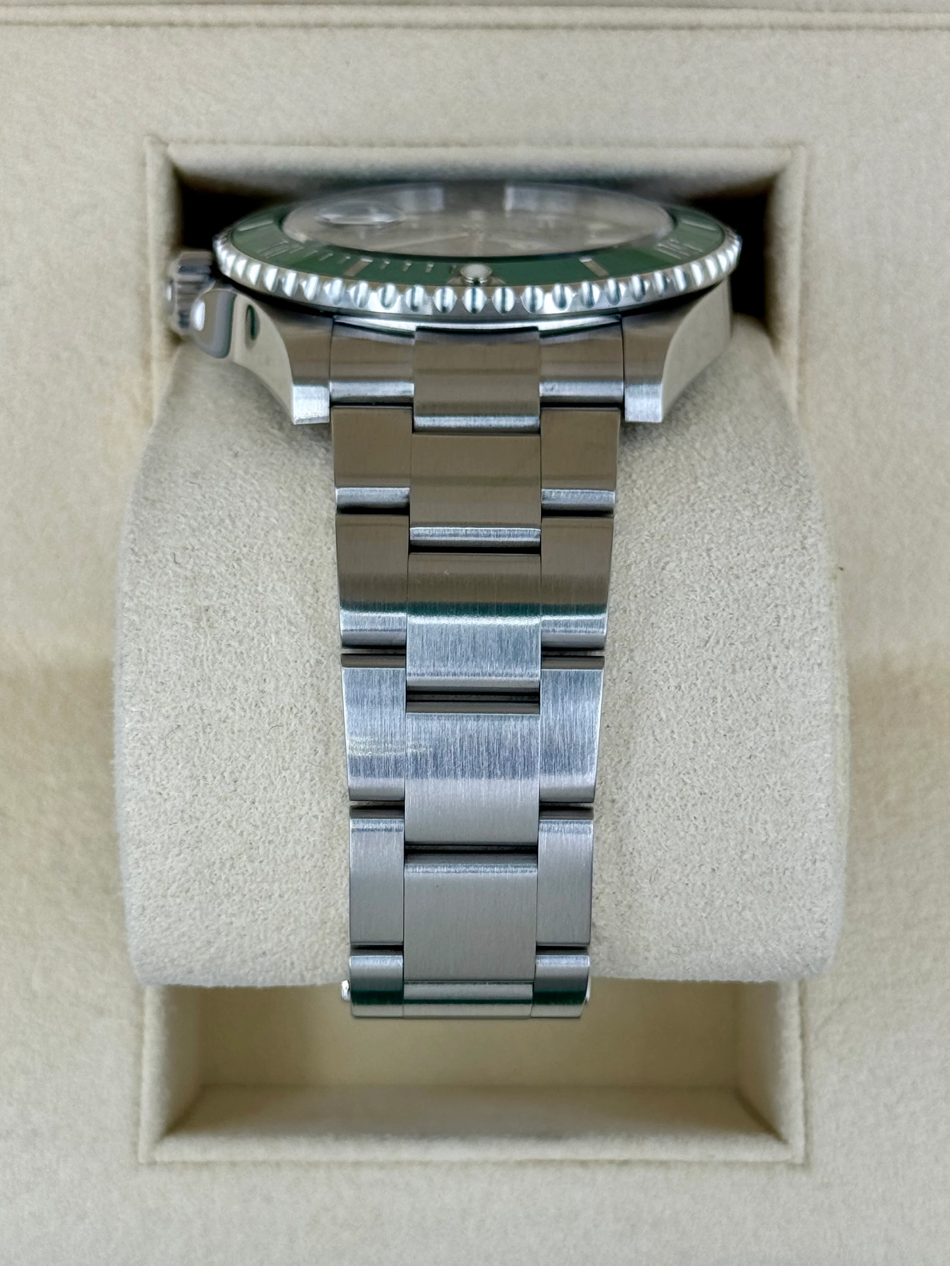 2022 Rolex Submariner “Starbucks” 41mm Black Dial 126610LV - Image 4