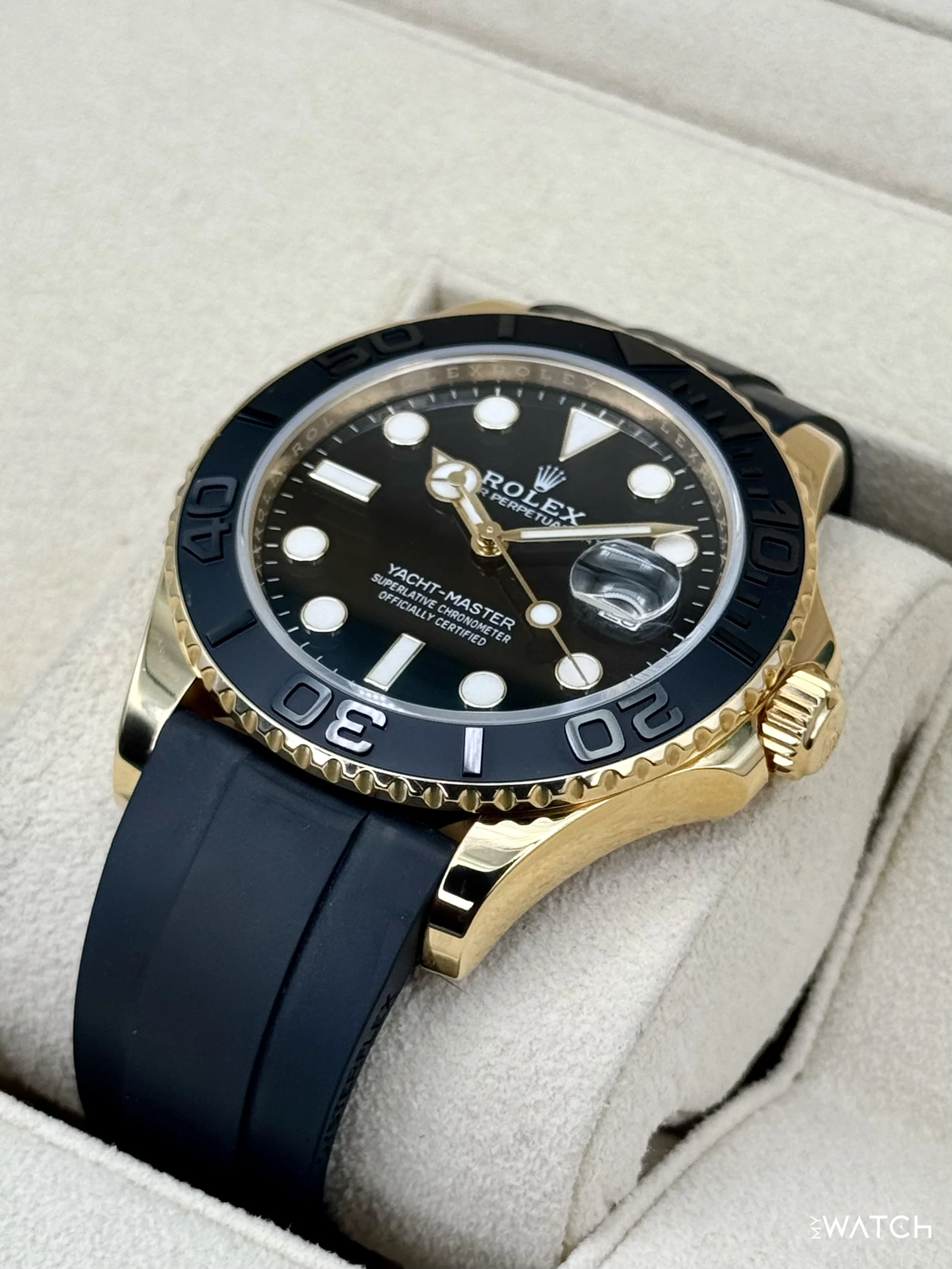2022 Rolex Yacht-Master 42mm 226658 Gold Oysterflex Black Dial - Image 5