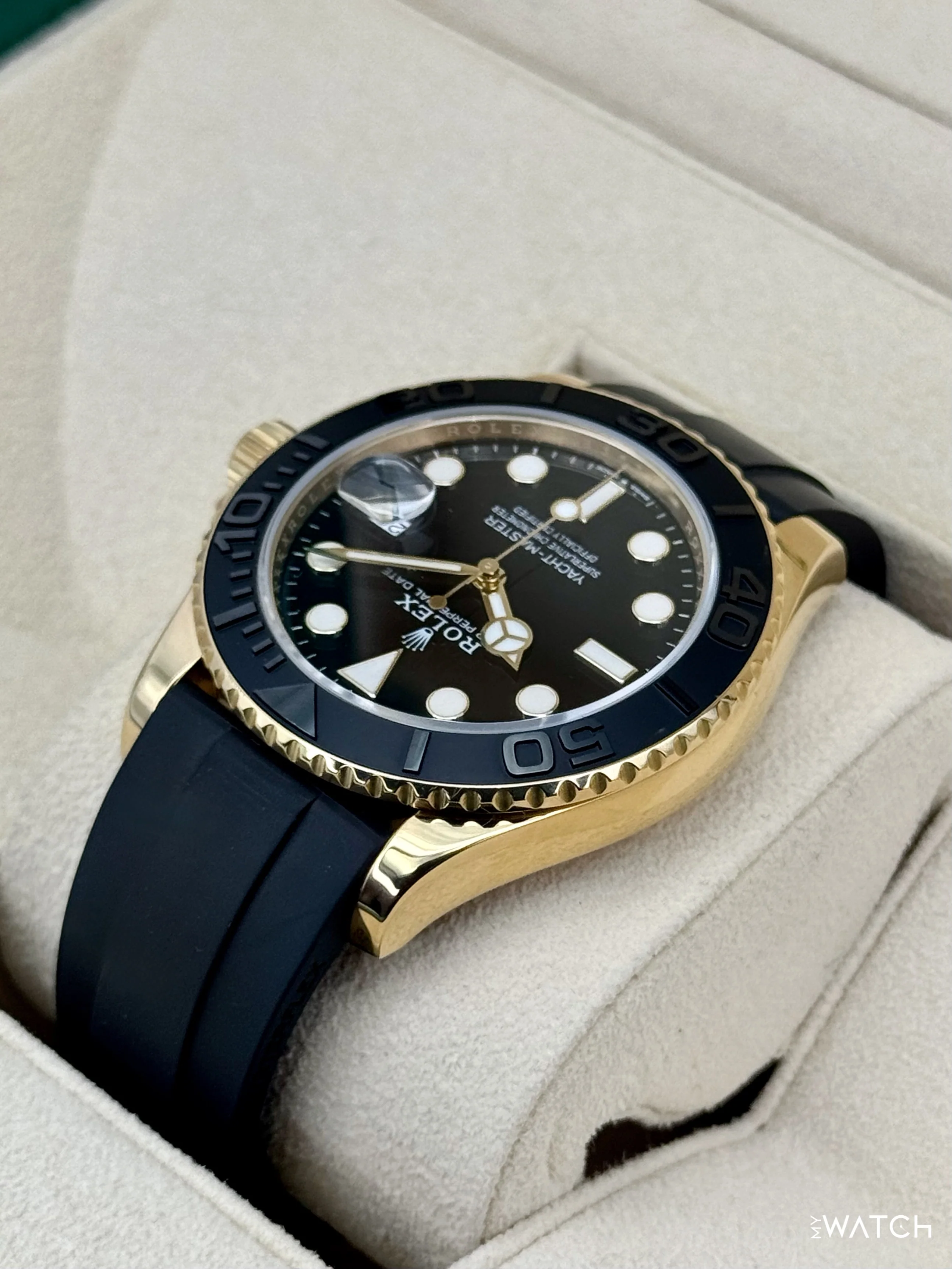2022 Rolex Yacht-Master 42mm 226658 Gold Oysterflex Black Dial - Image 7