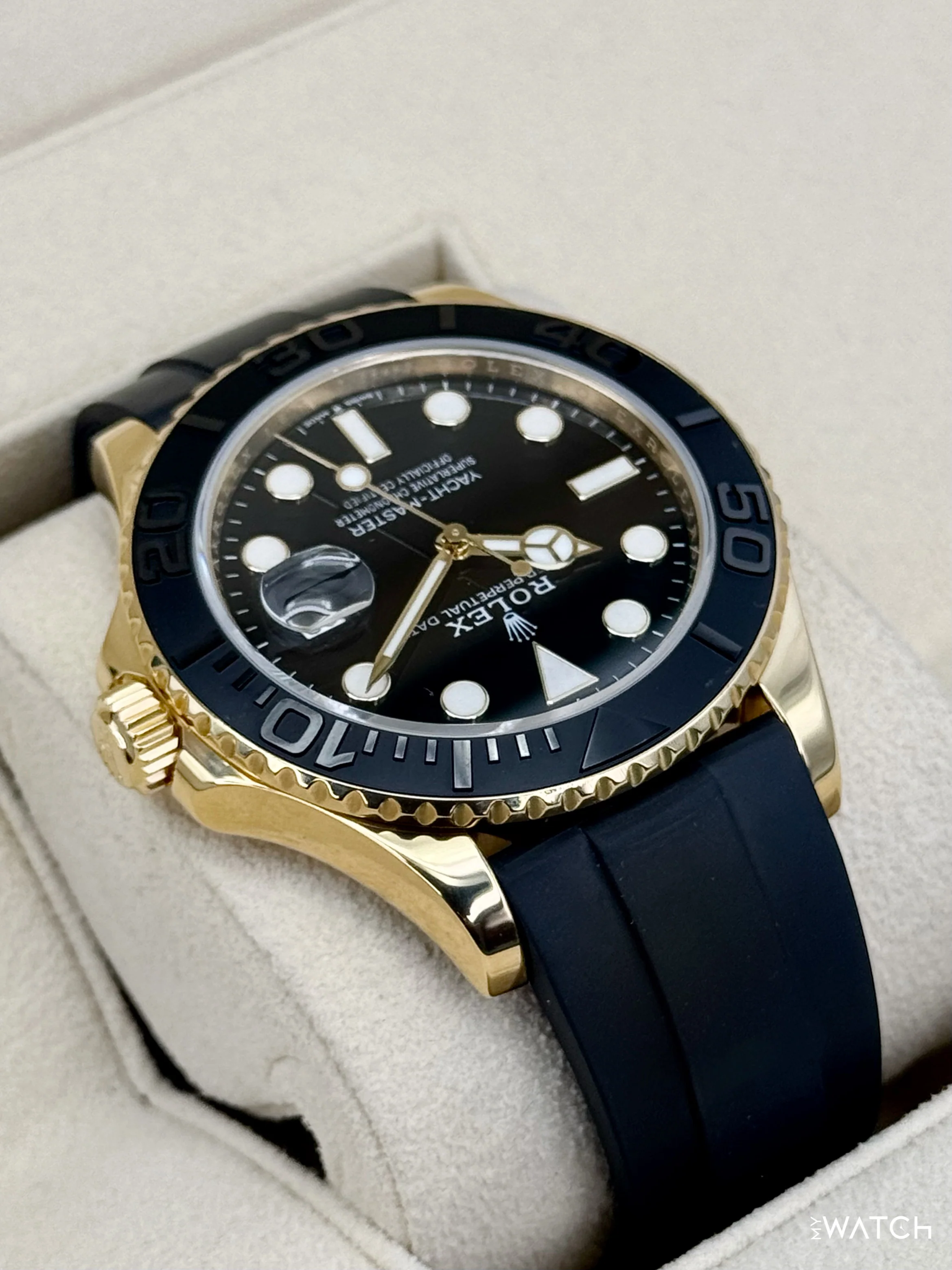 2022 Rolex Yacht-Master 42mm 226658 Gold Oysterflex Black Dial - Image 8