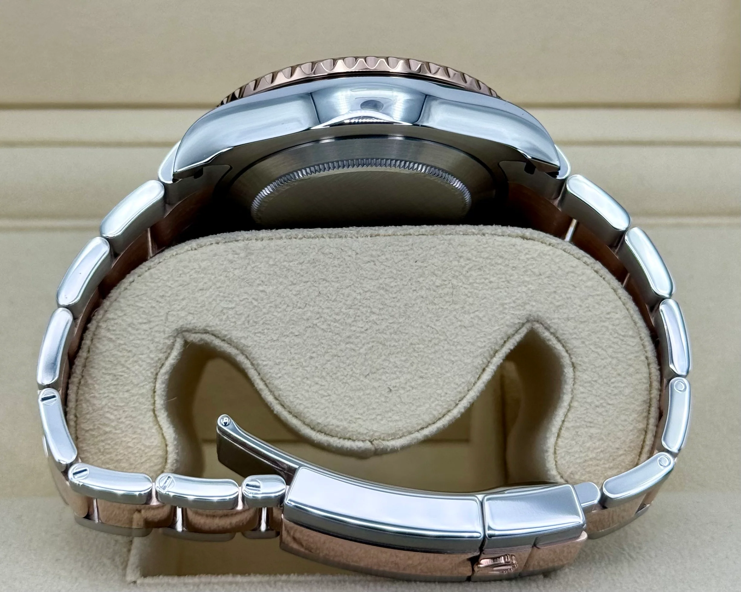 2022 Rolex Yacht-Master II 44mm 116681 Two-Tone White Dial - Image 10