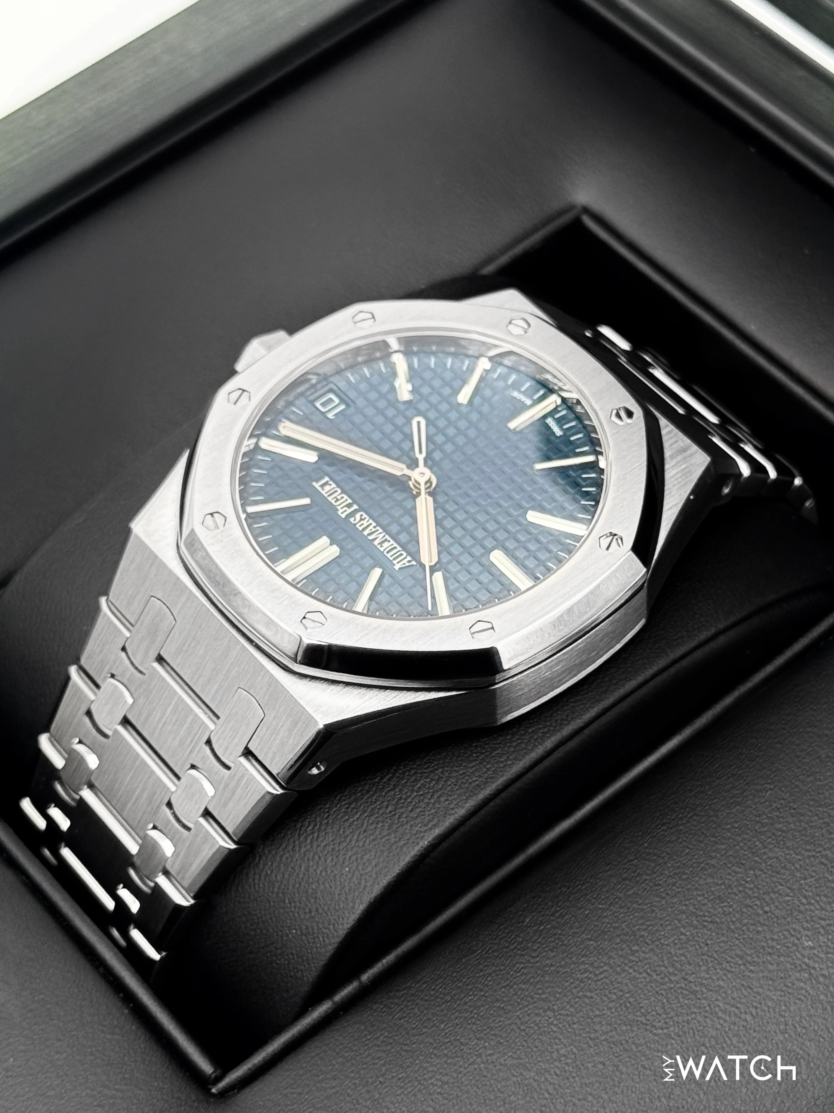 2023 Audemars Piguet  Royal Oak  41mm 15510ST Stainless Steel Blue Dial - Image 7