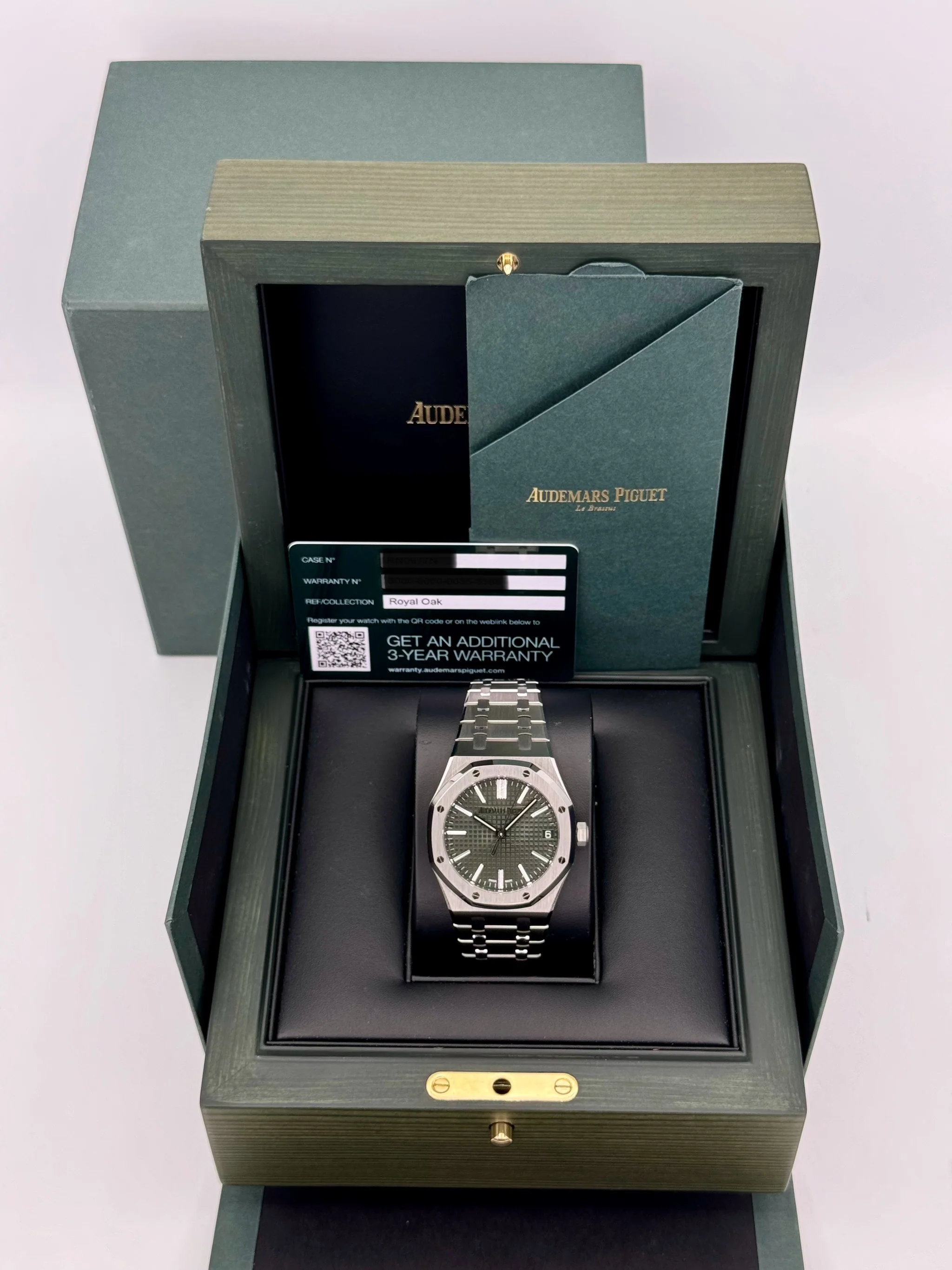 2023 Audemars Piguet  Royal Oak  41mm 15510ST Green Dial - Image 12