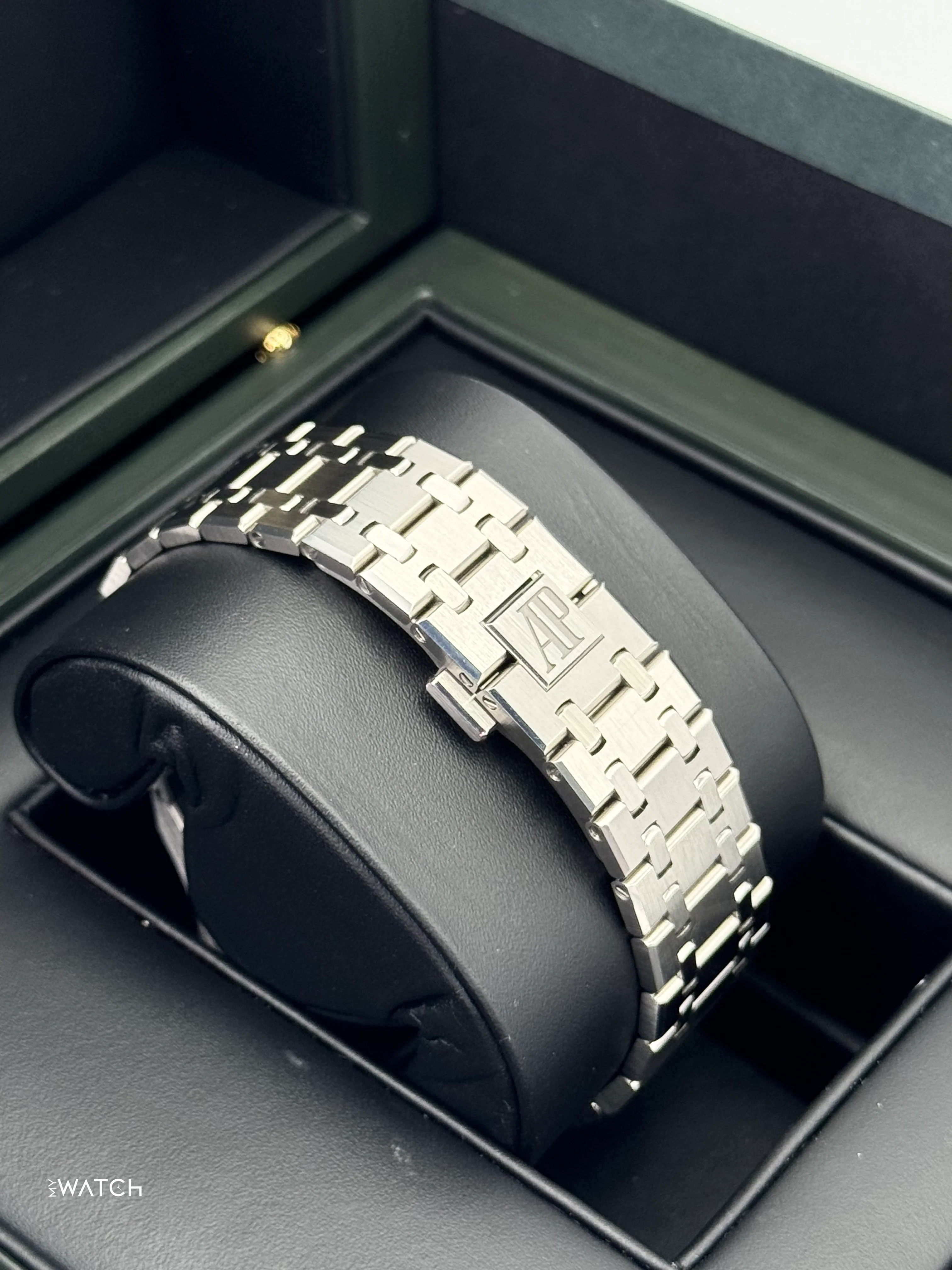 2023 Audemars Piguet Royal Oak Chronograph 41mm 26240ST Black Dial - Image 2