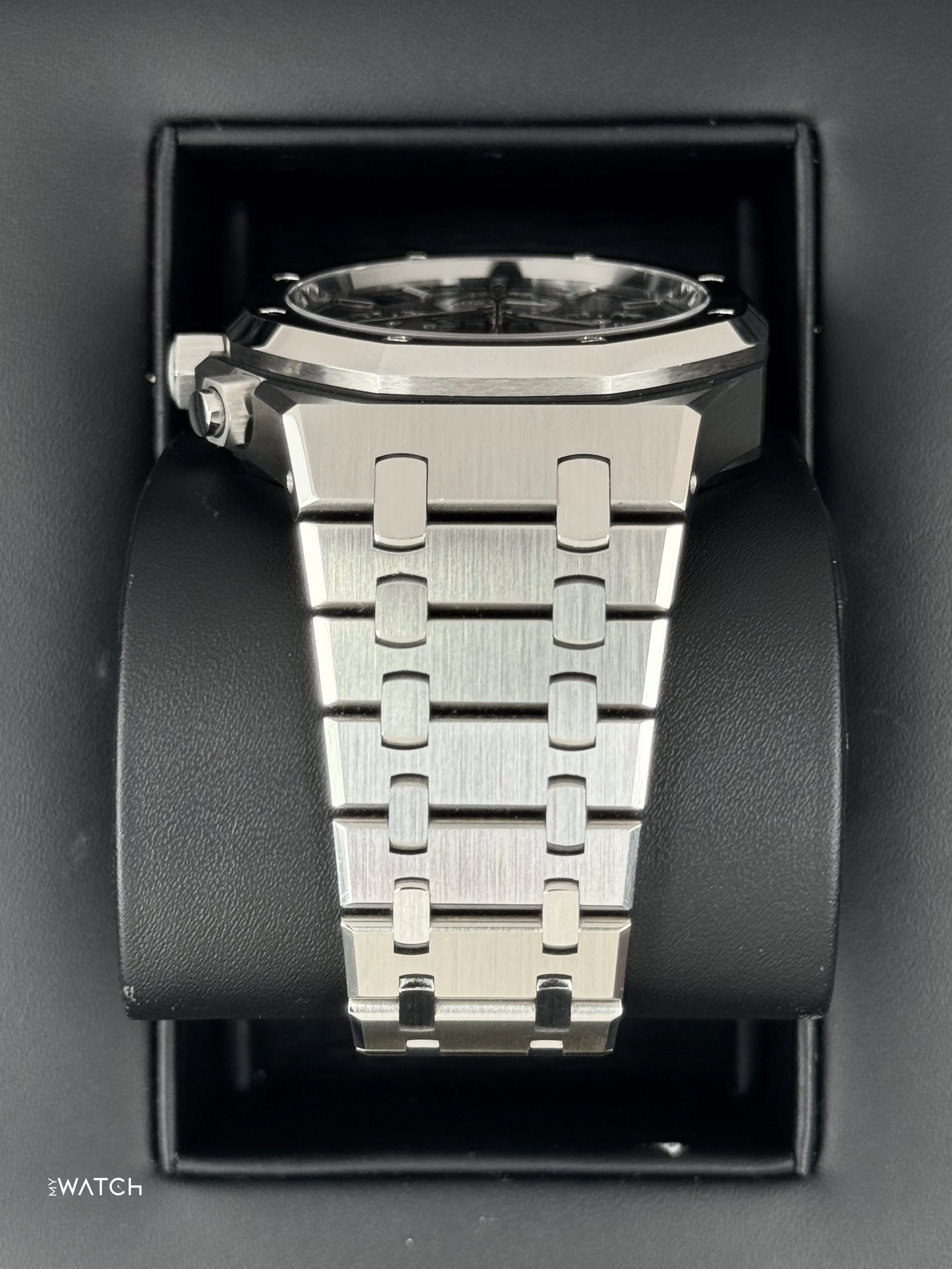 2023 Audemars Piguet Royal Oak Chronograph 41mm 26240ST Black Dial - Image 4