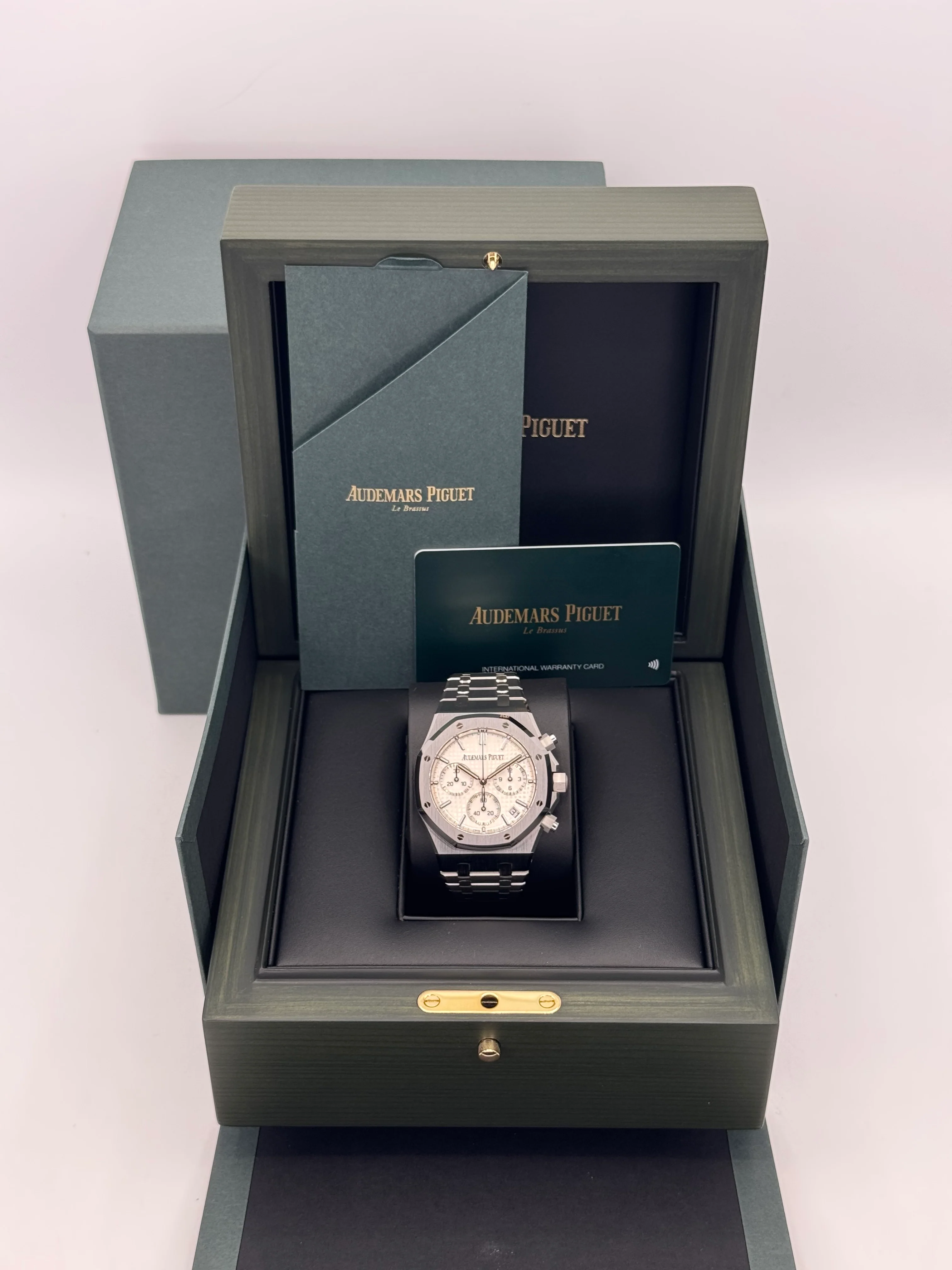 2023 Audemars Piguet Royal Oak Chronograph 41mm 26240ST White Dial - Image 10